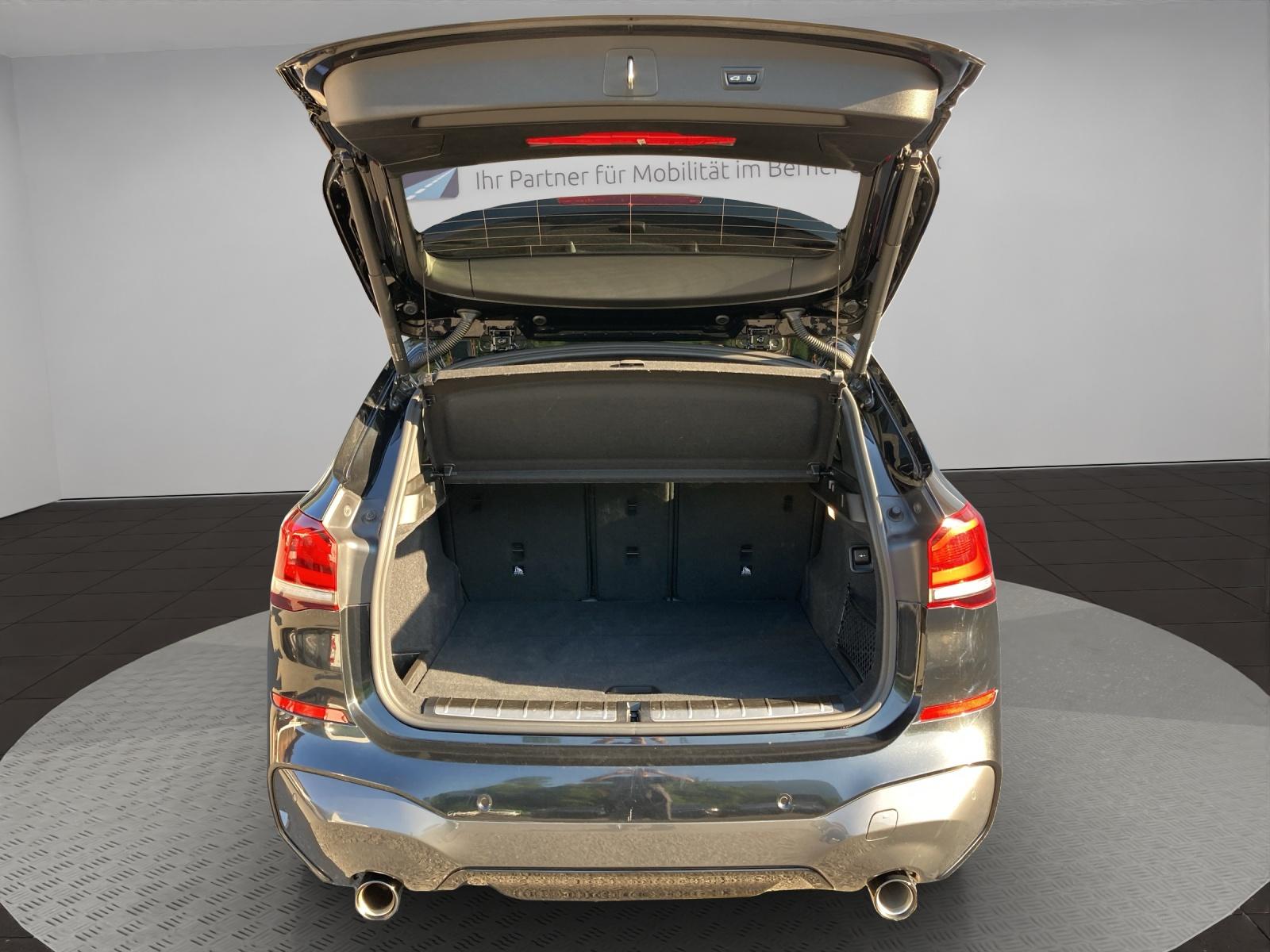 BMW X1 25i xDrive SAG-image-16