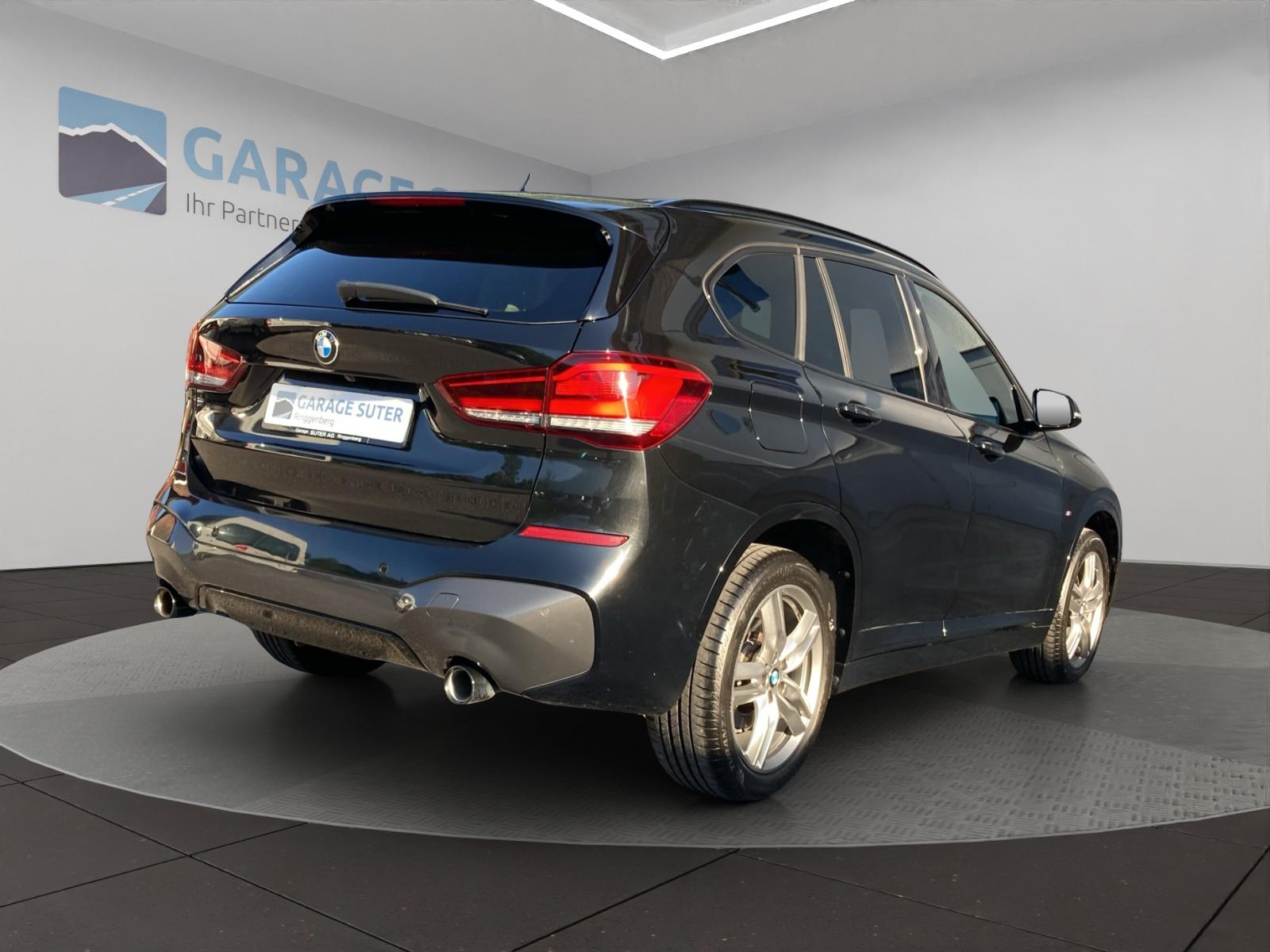 BMW X1 25i xDrive SAG-image-4