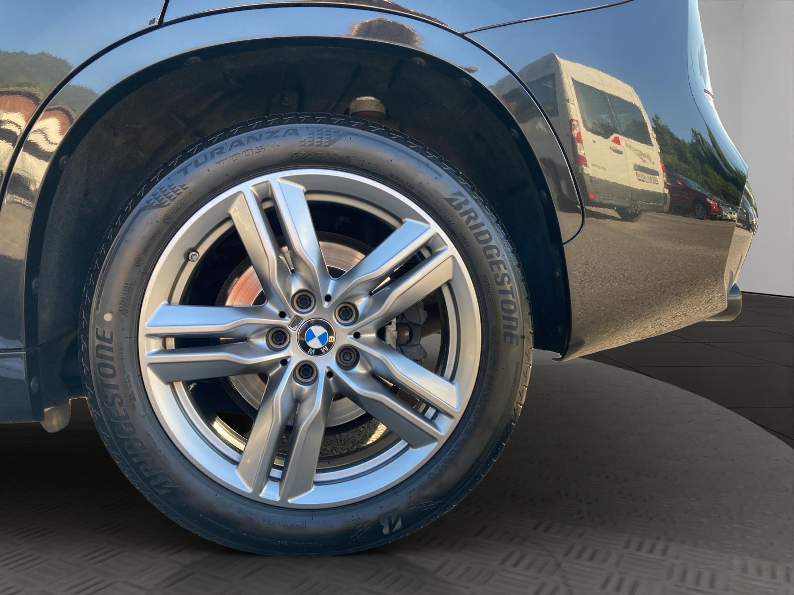 BMW X1 25i xDrive SAG-image-20