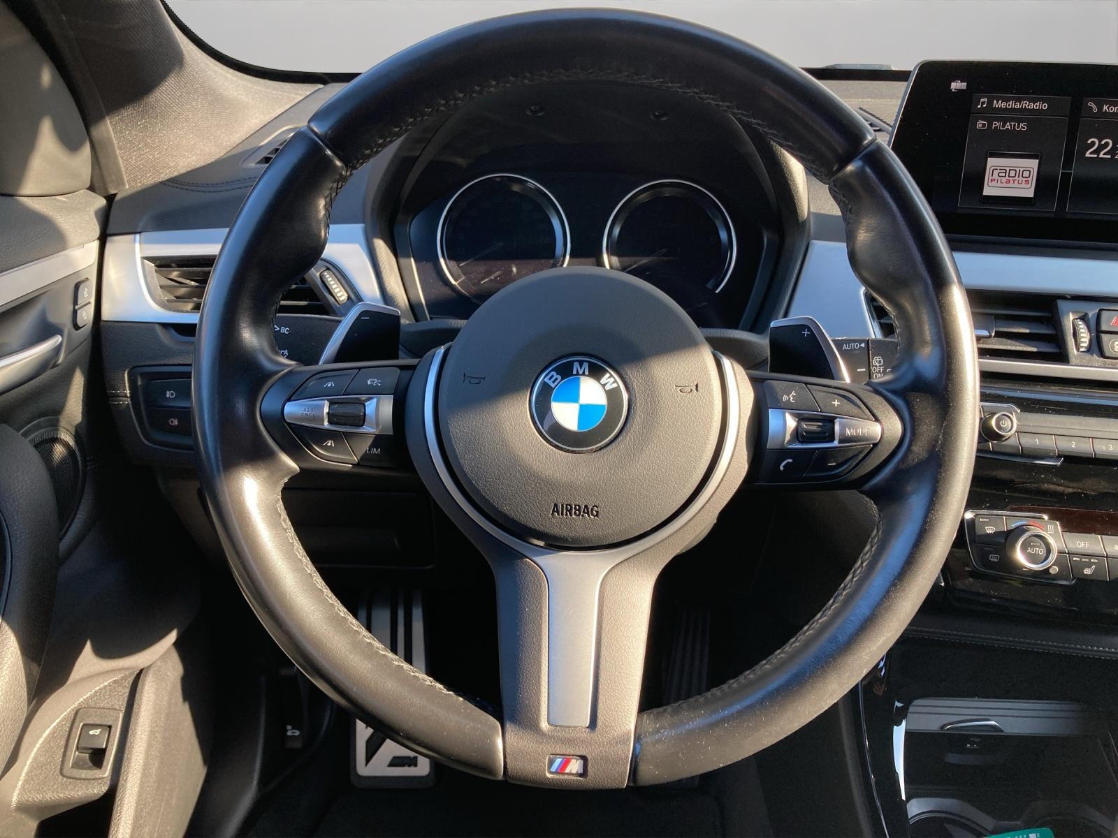 BMW X1 25i xDrive SAG-image-12