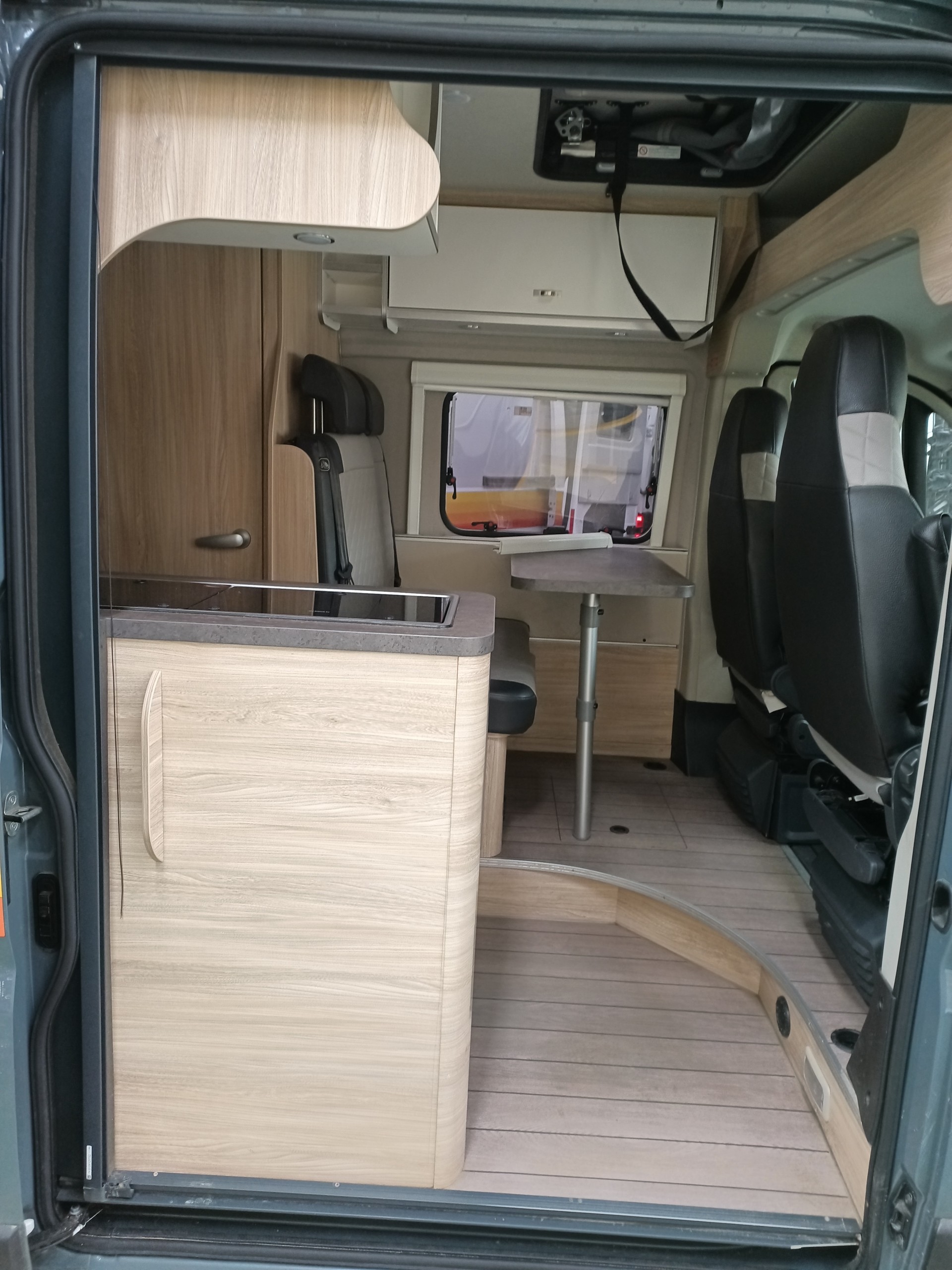 FIAT 2024 Fiat Ducato Weinsberg Carabus | Schaltgetriebe | Aufstelldach-image-2