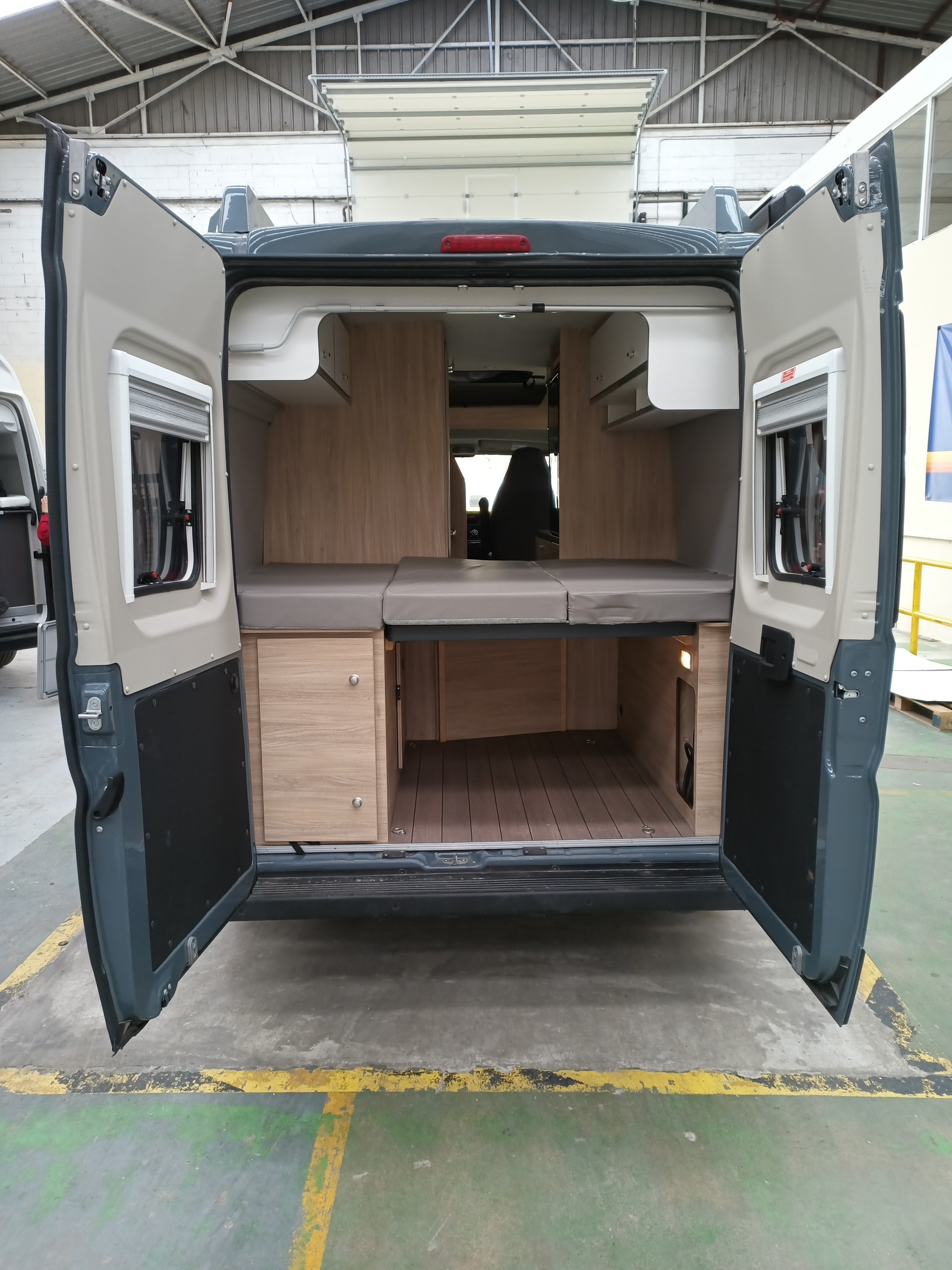 FIAT 2024 Fiat Ducato Weinsberg Carabus | Schaltgetriebe | Aufstelldach-image-5