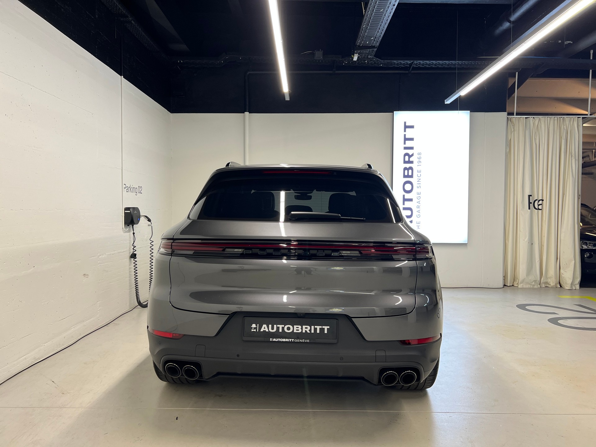 PORSCHE Cayenne 4.0 V8 S-image-8
