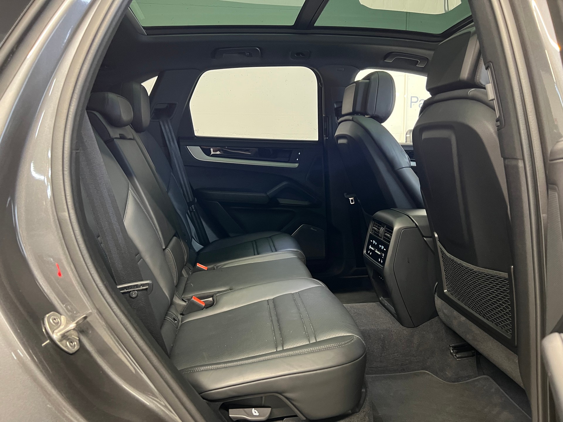 PORSCHE Cayenne 4.0 V8 S-image-6