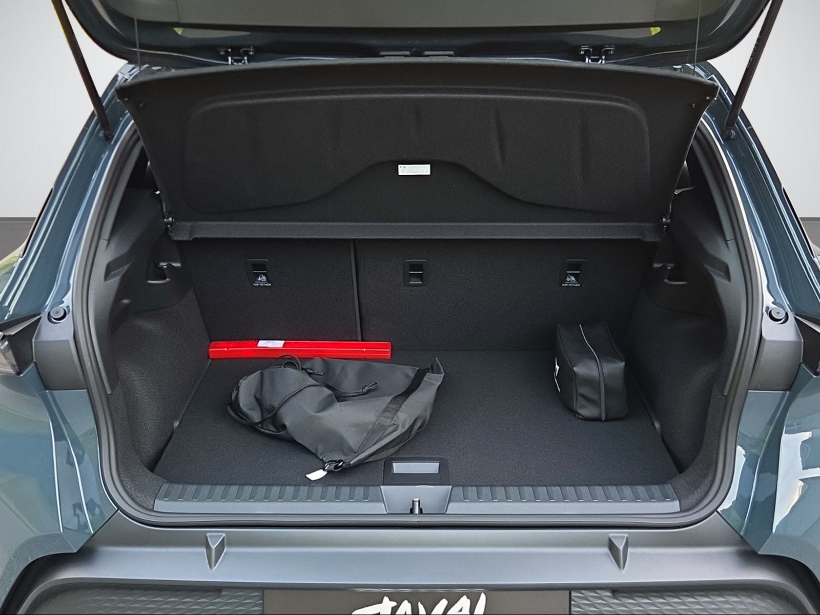CUPRA Raval Launch Editions Dynamic-image-5