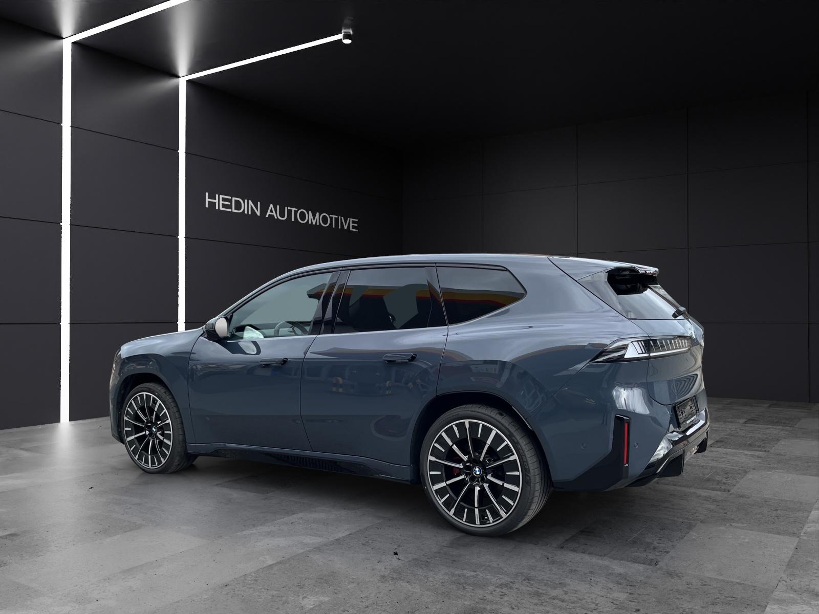 BMW iX3 50 xDrive-image-2