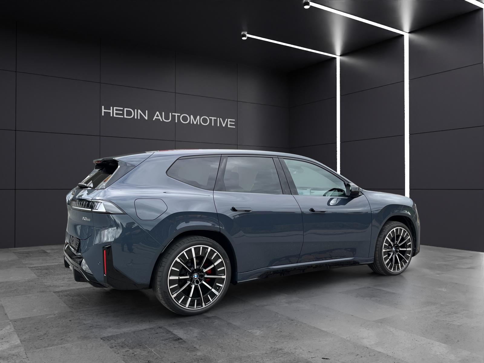 BMW iX3 50 xDrive-image-15