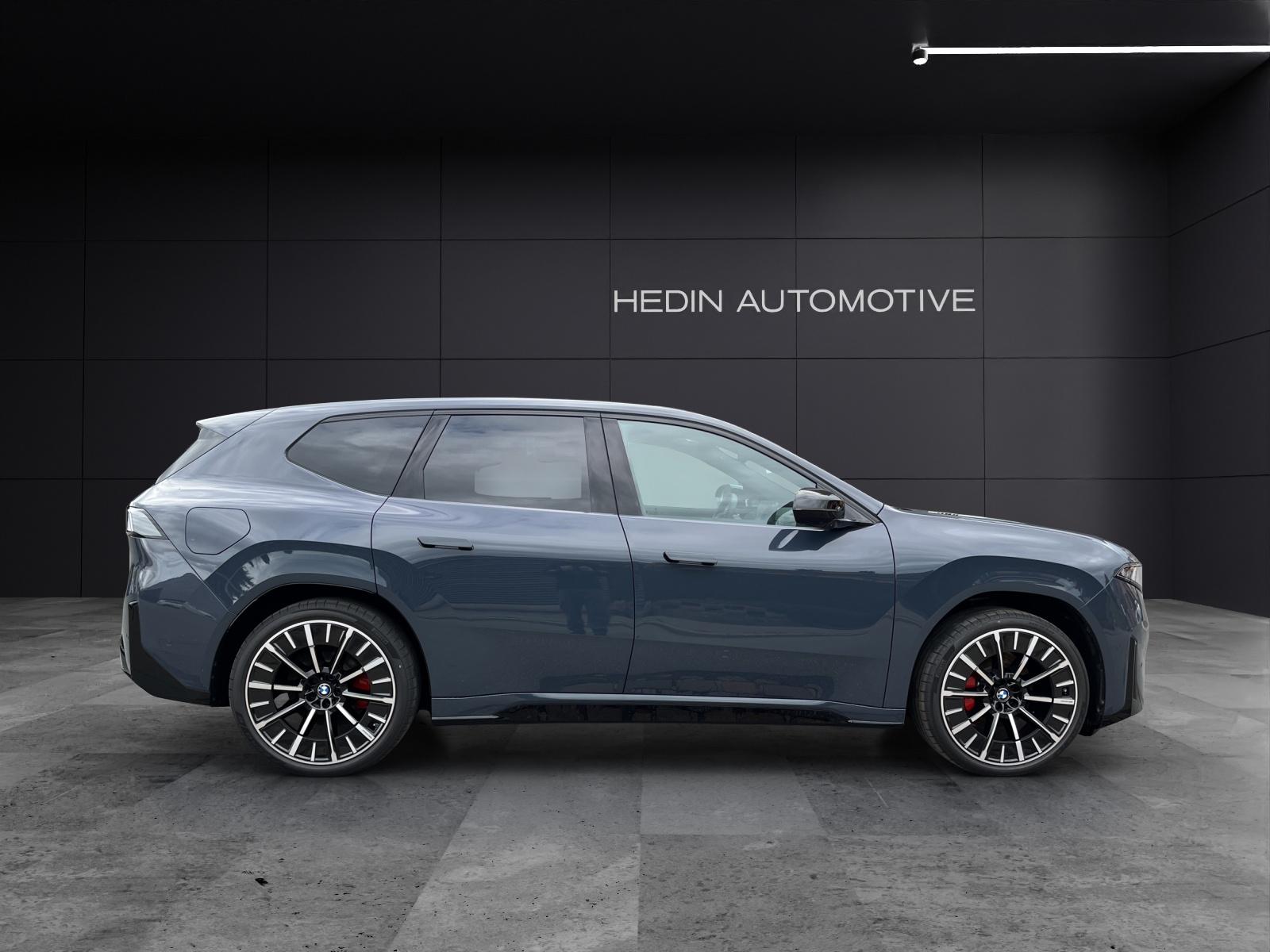 BMW iX3 50 xDrive-image-16