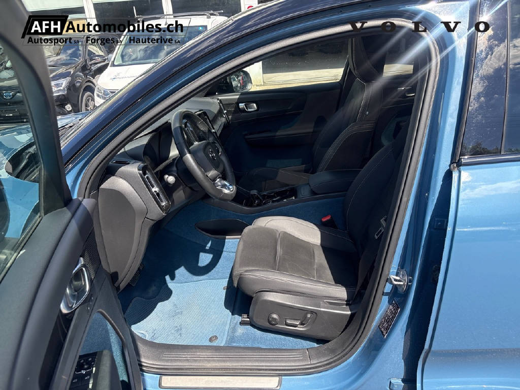 VOLVO C40 Recharge Twin AWD-image-8