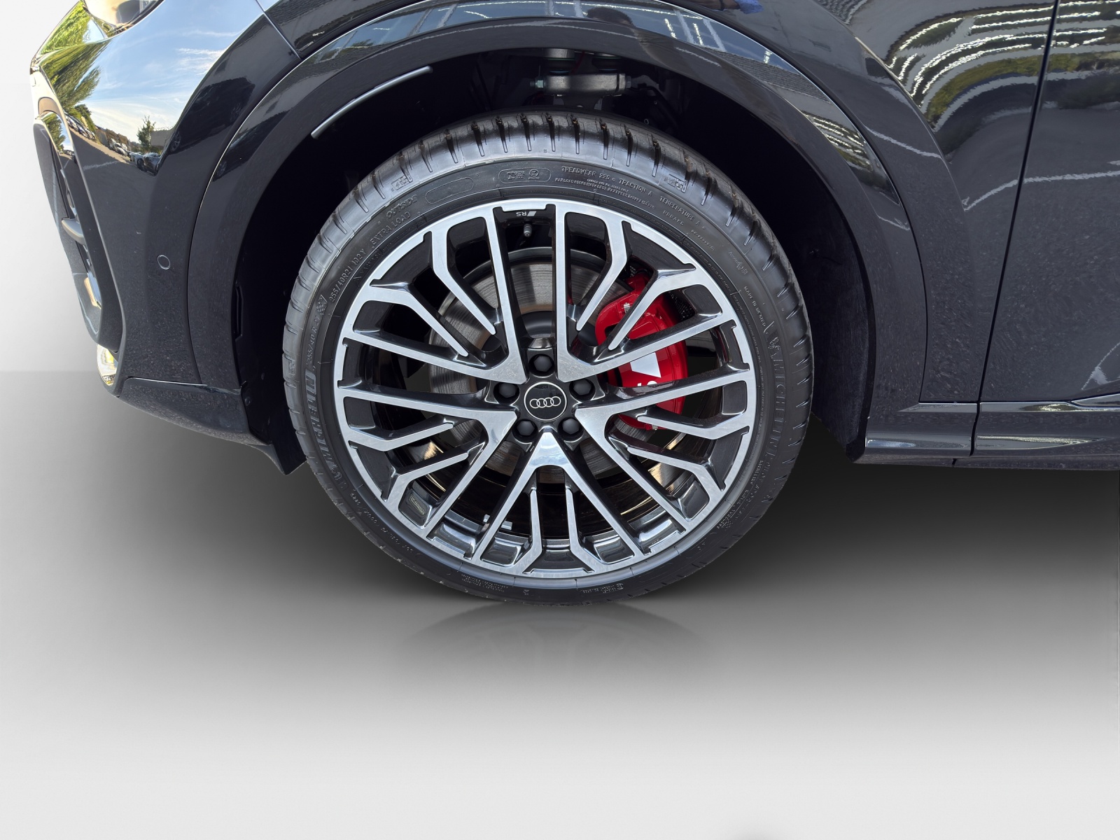 AUDI SQ5 TFSI quattro S-tronic-image-13