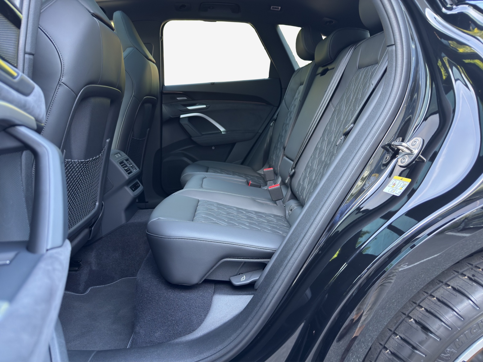 AUDI SQ5 TFSI quattro S-tronic-image-11