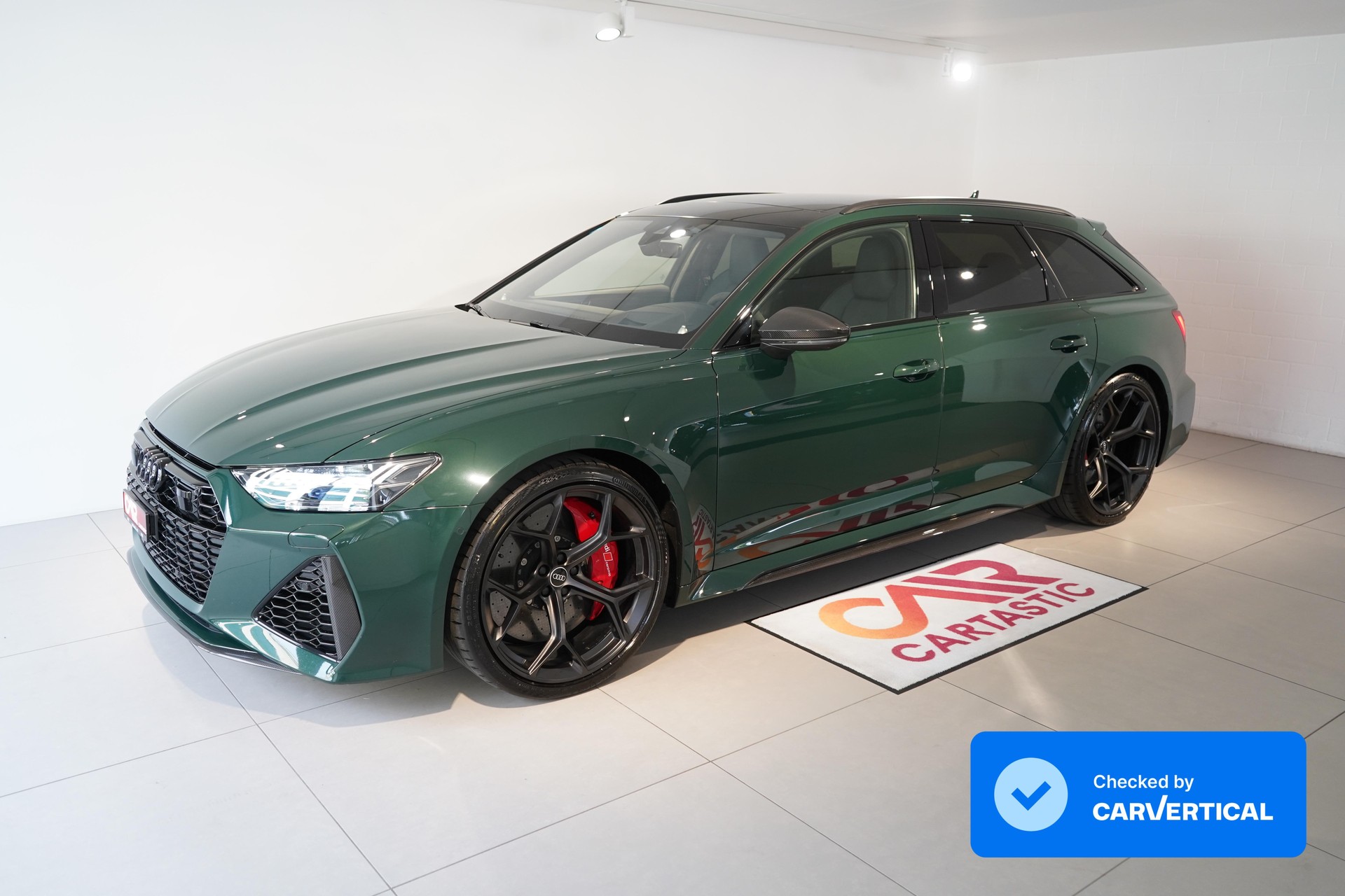 AUDI RS6 Avant 4.0 V8 TFSI performance quattro T-Tronic-image-0