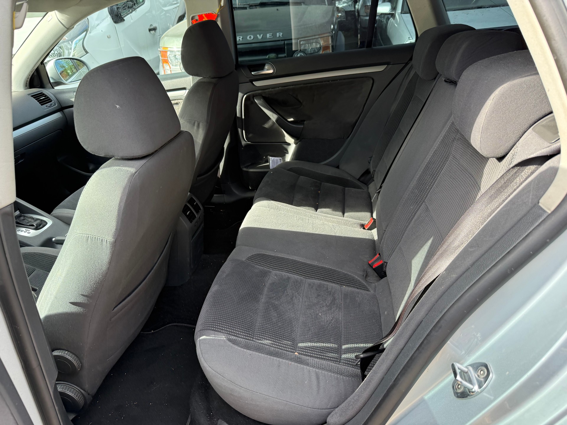 VW Golf Variant 2.0 TDI Comfortline DSG-image-8