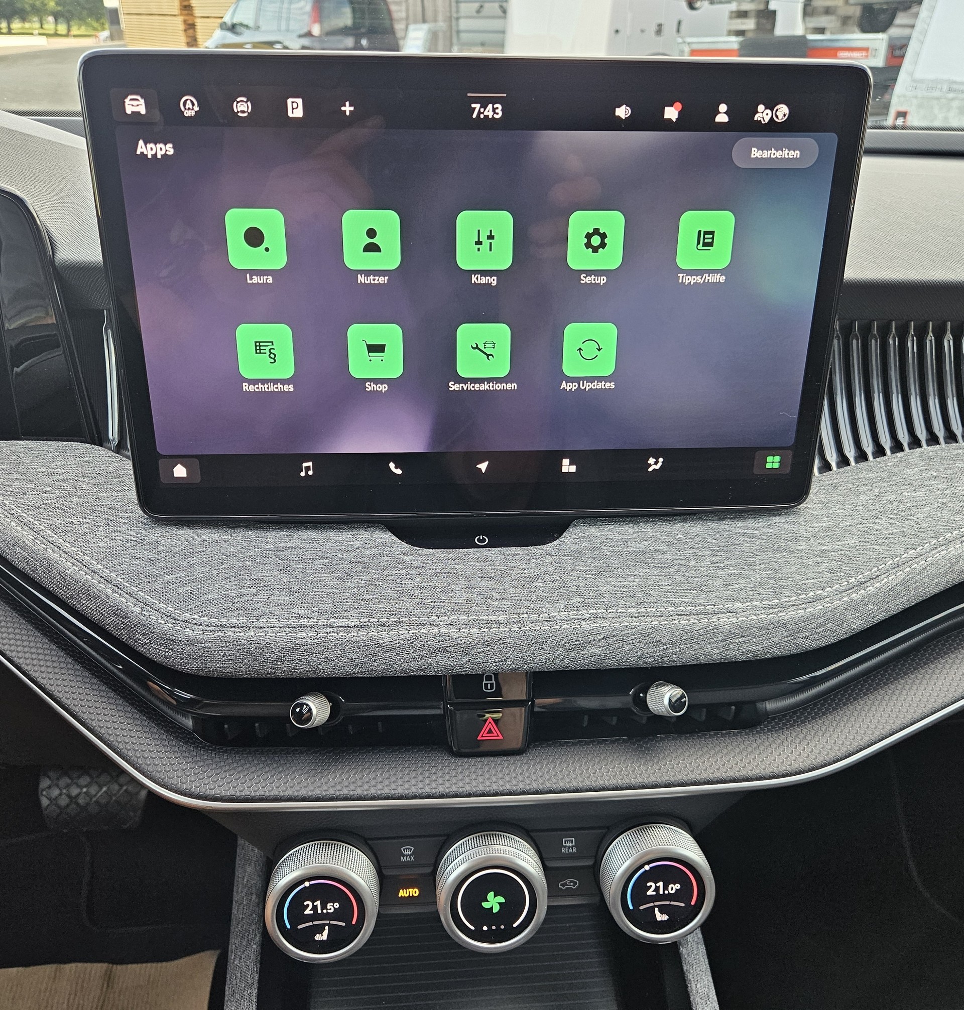 SKODA Superb Combi 2.0 TDi Selection 4x4 DSG Modell 2026 mit Anhängerkupplung-image-15