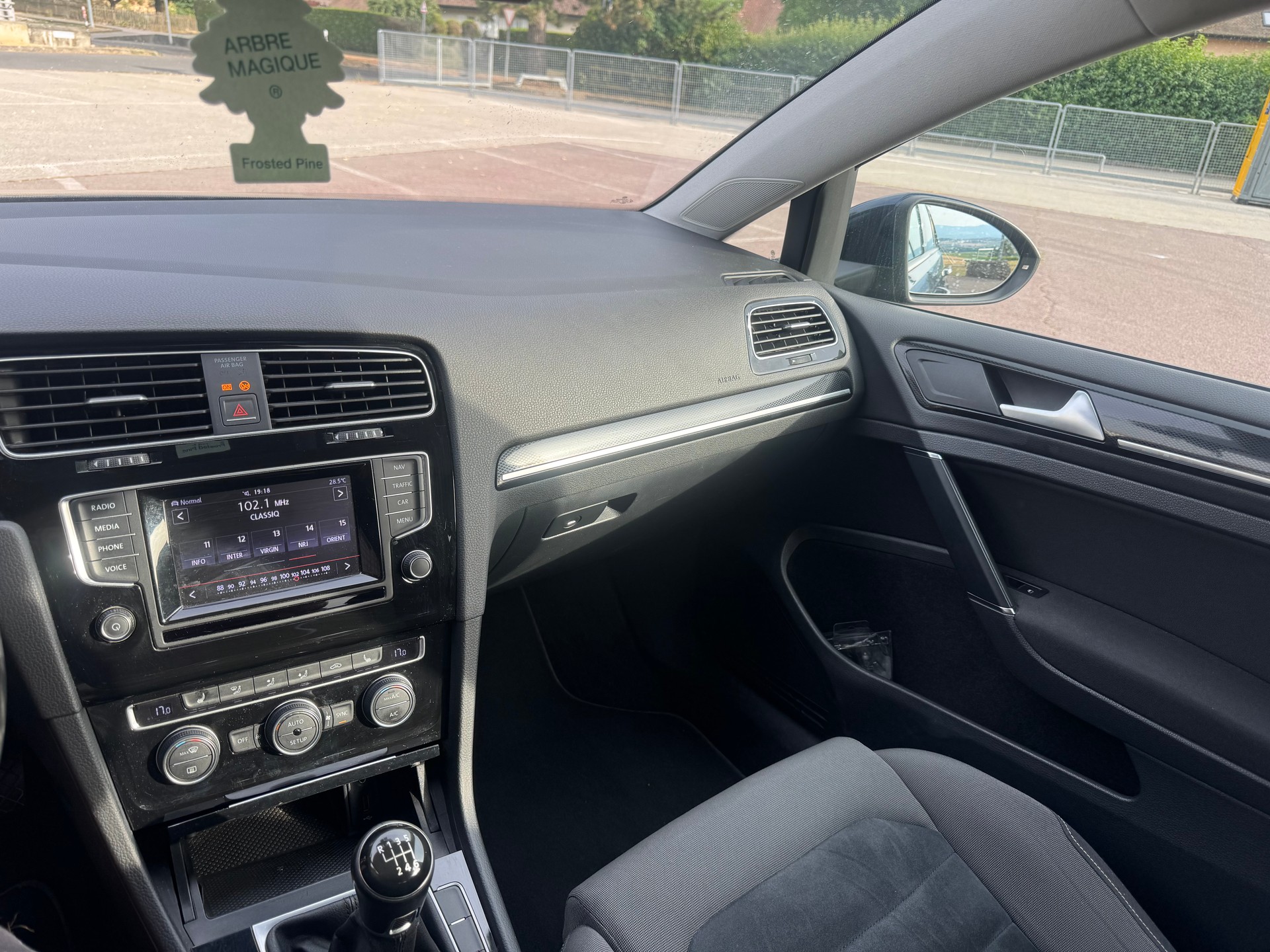 VW Golf 1.4 TSI Comfortline-image-7