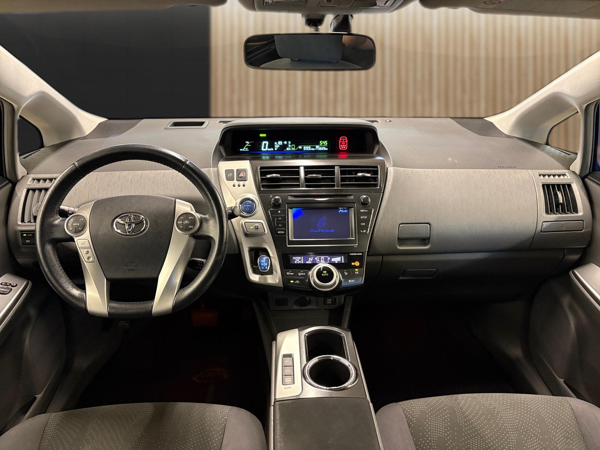 TOYOTA Prius+ 1.8 VVT-i HSD Sol-image-13