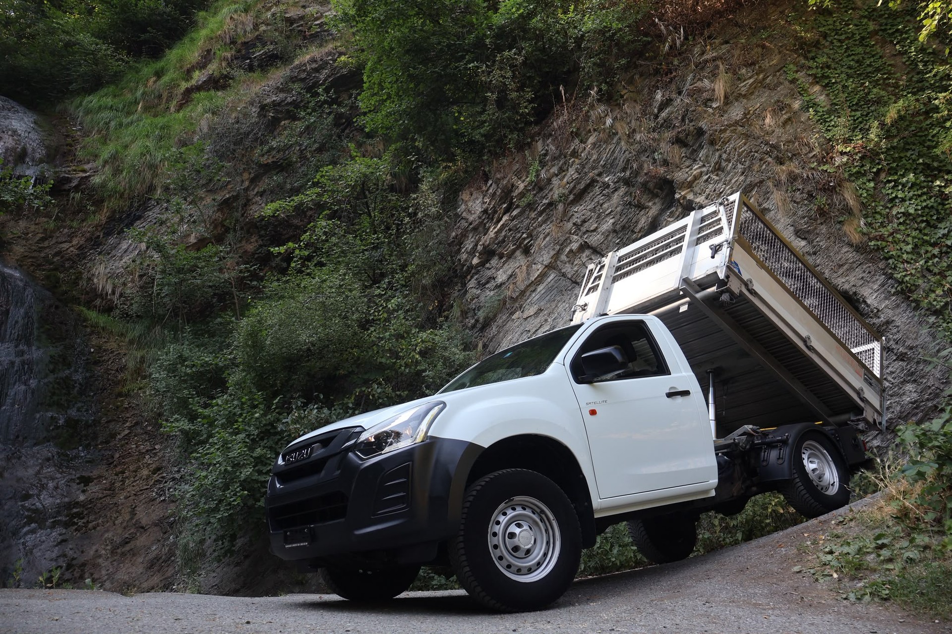 ISUZU D-MAX 1.9 SingleCab Satellite 4x4