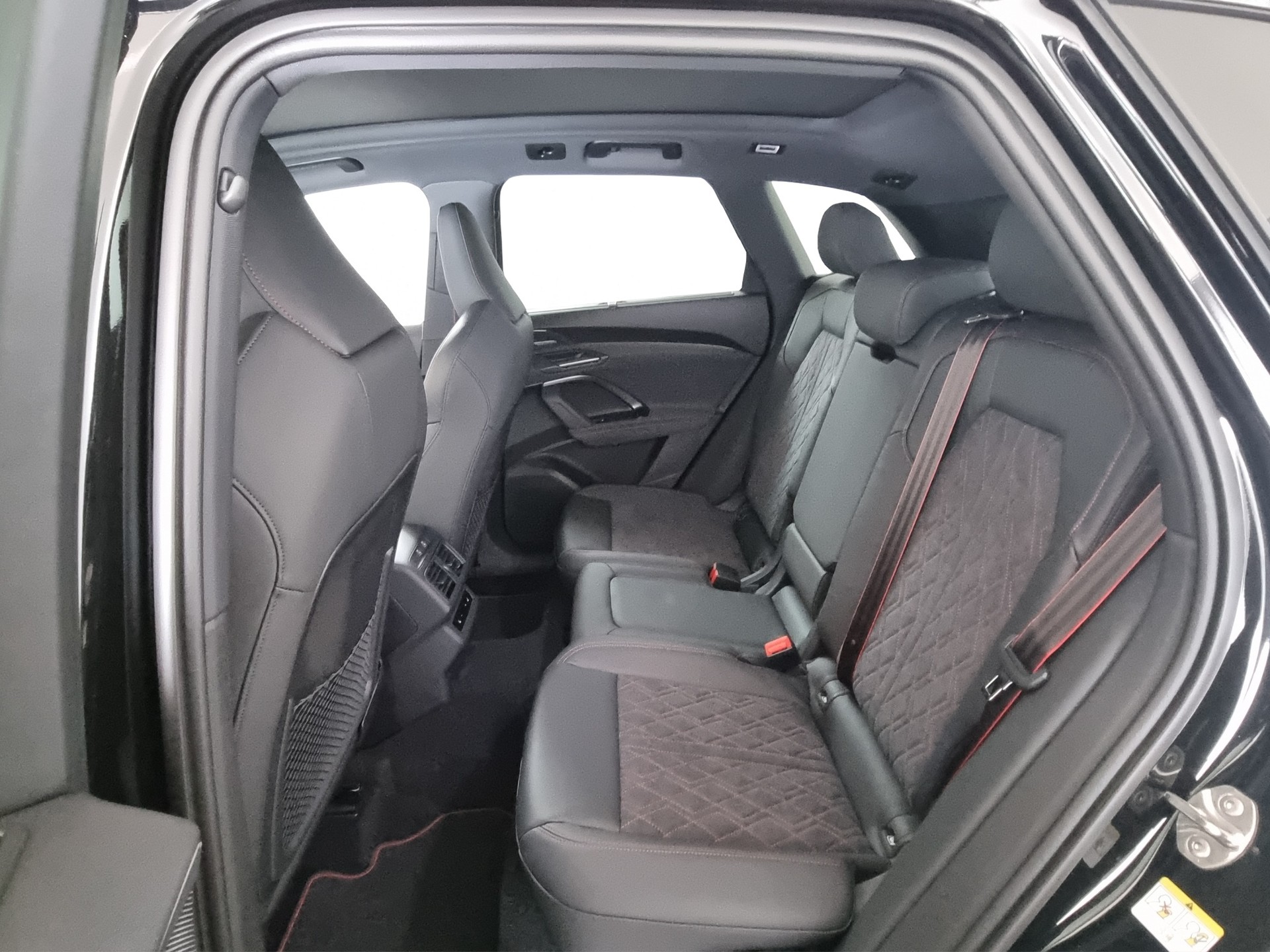 AUDI SQ5 TFSI quattro S-tronic-image-6