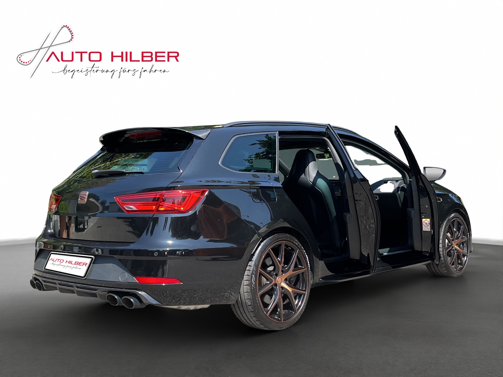 SEAT Leon ST 2.0 TSI Cupra R 300 4 Drive DSG *Carbon Paket Bodykit*-image-6