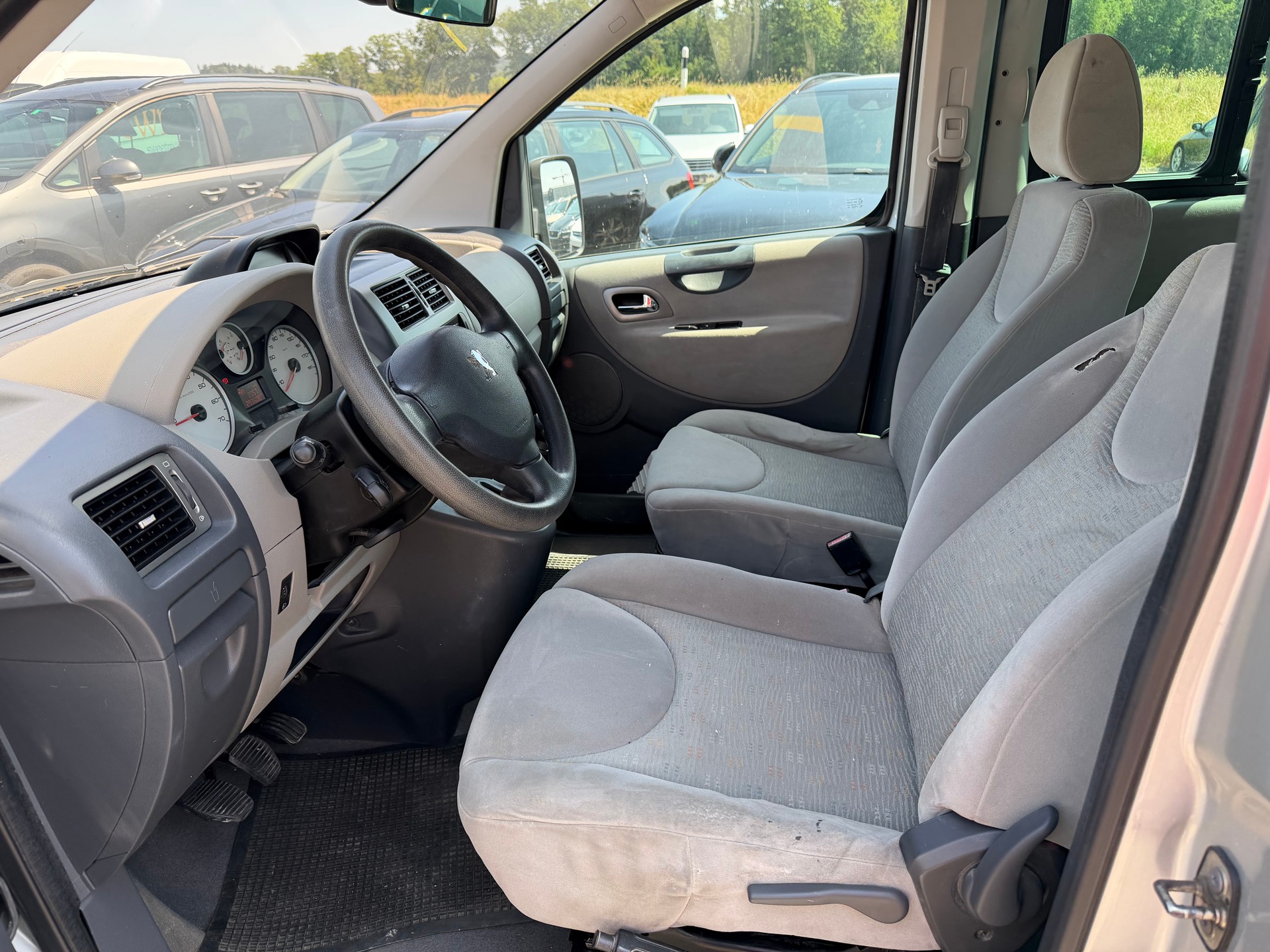 PEUGEOT Expert Tepee 2.0 HDi Loisirs L1-image-8