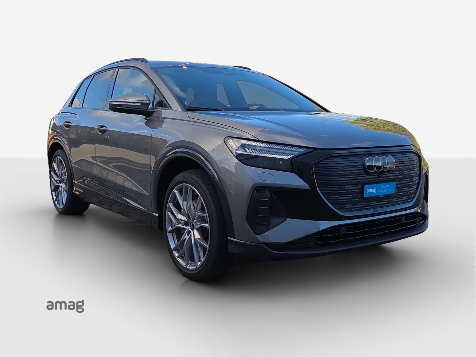 AUDI Q4 e-tron 45 Attraction quattro-image-6