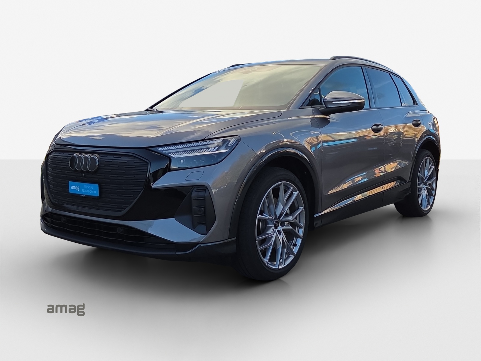 AUDI Q4 e-tron 45 Attraction quattro