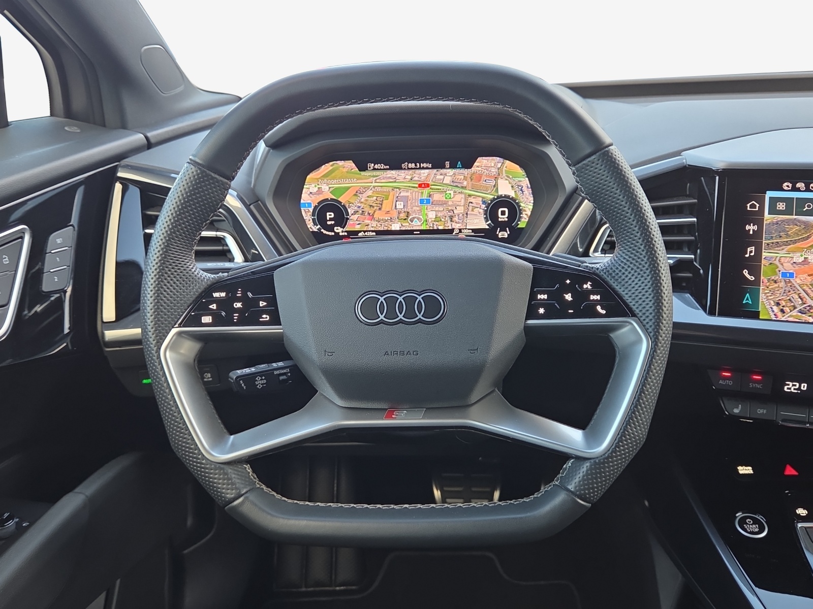 AUDI Q4 e-tron 45 Attraction quattro-image-10