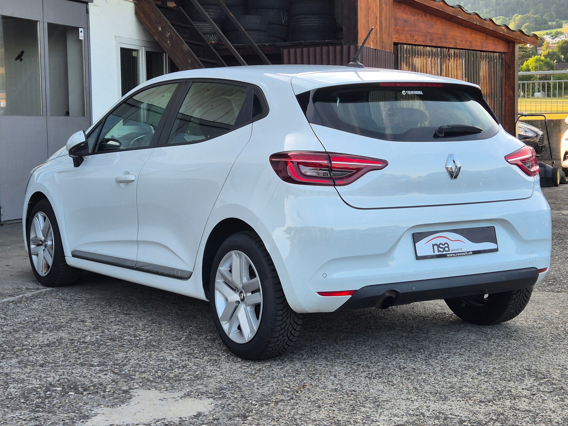 RENAULT Clio 1.0 Business-image-8