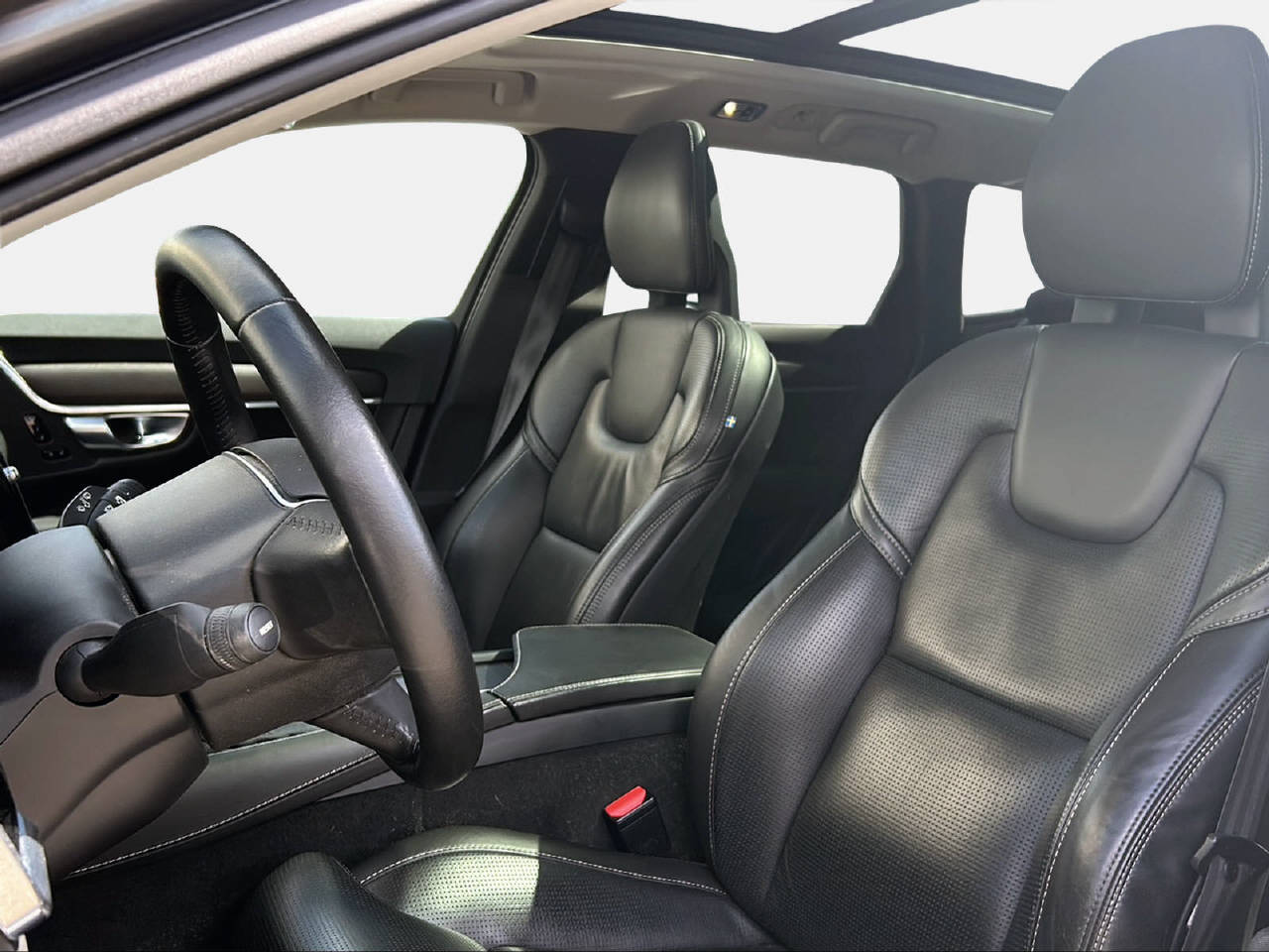 VOLVO V90 Cross Country 2.0 D5 Pro AWD-image-9