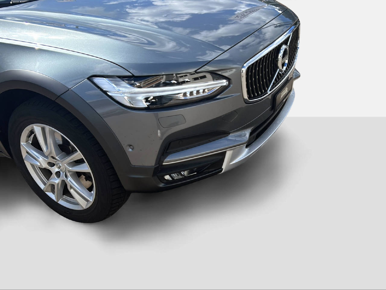 VOLVO V90 Cross Country 2.0 D5 Pro AWD-image-14