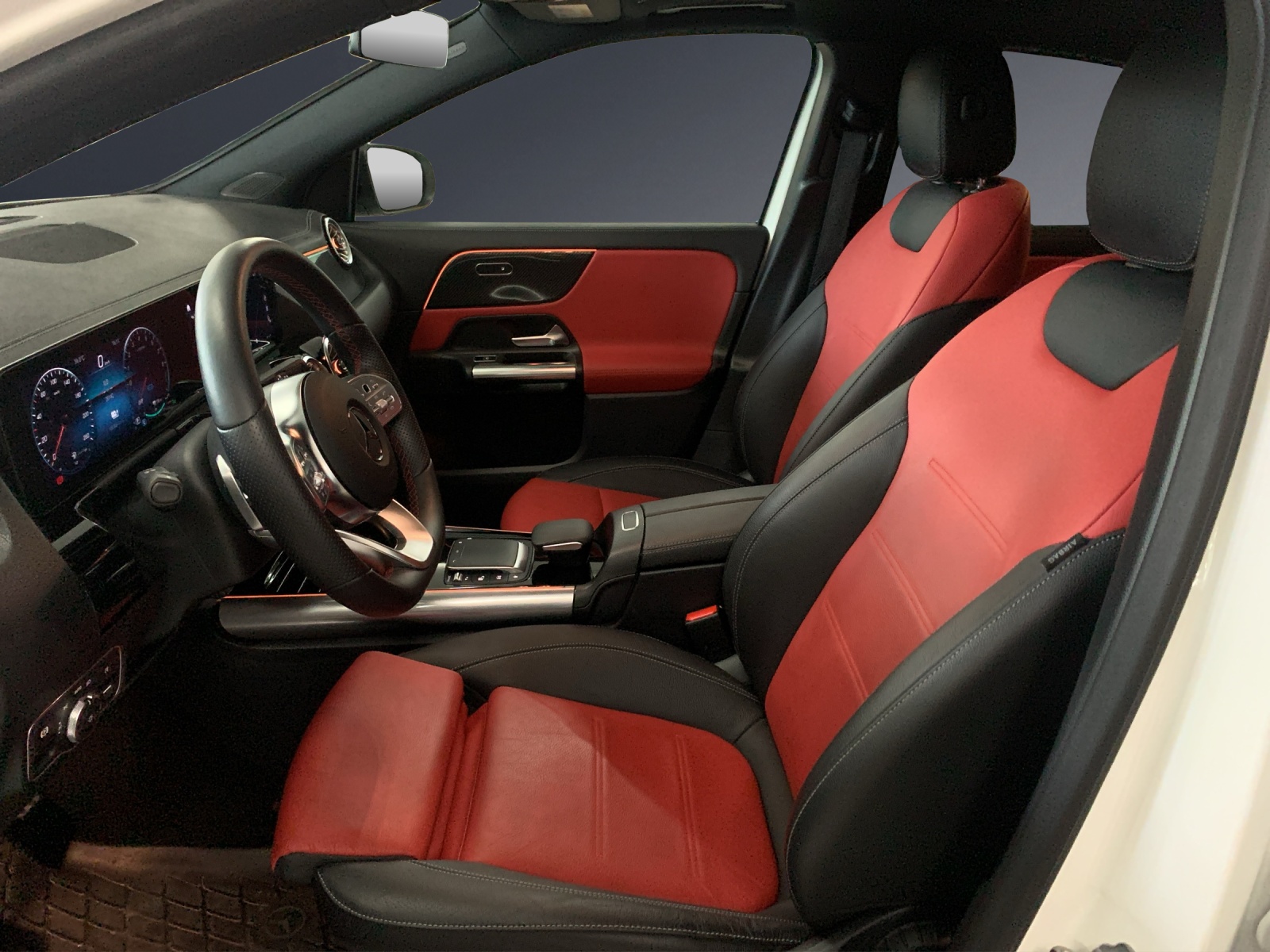 Image MERCEDES-BENZ GLA-250 GLA 250e AMG Line 8G-DCT