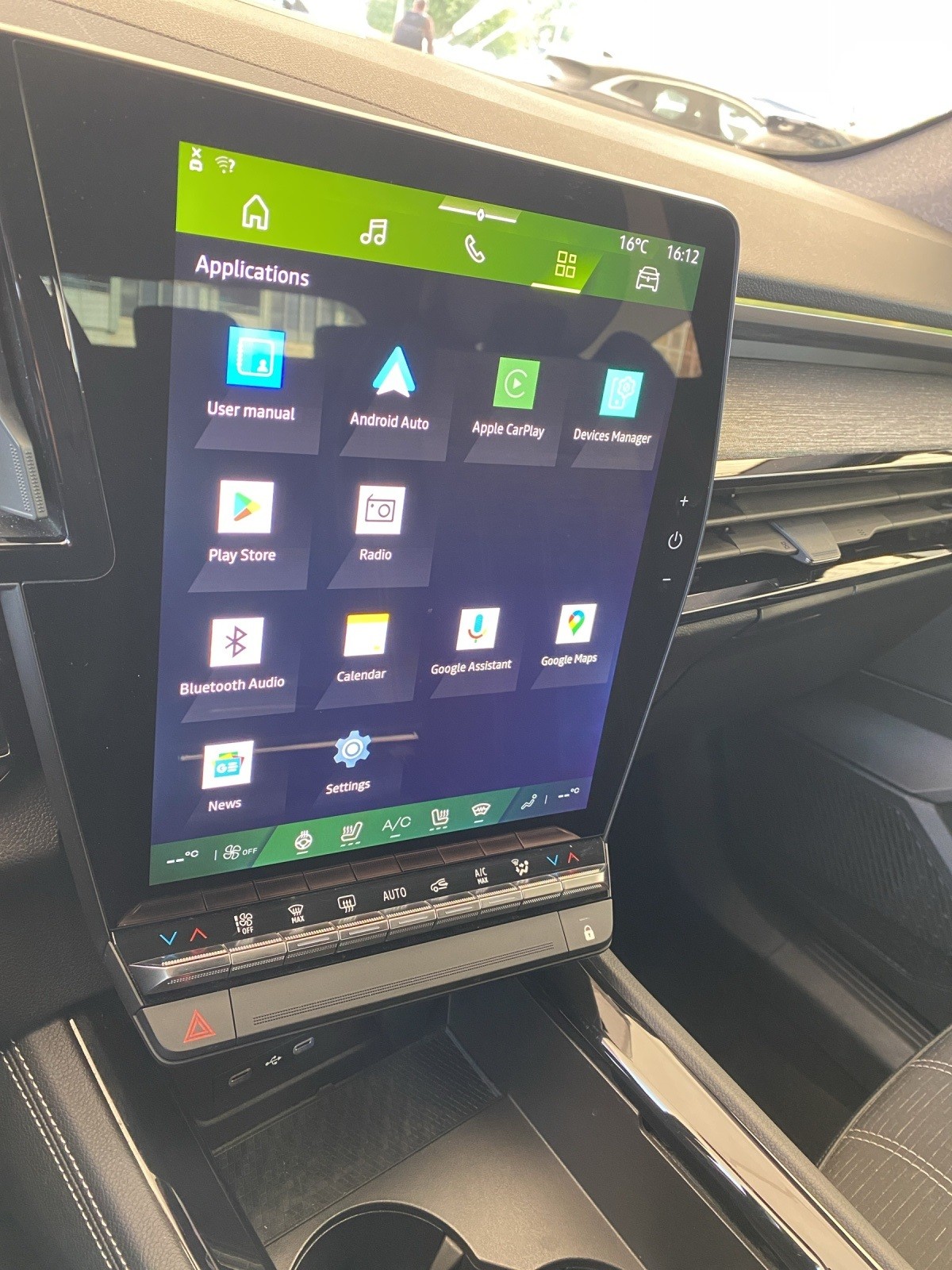 RENAULT Austral 1.2 E-Tech techno Voll-Hybrid 200PS-image-10