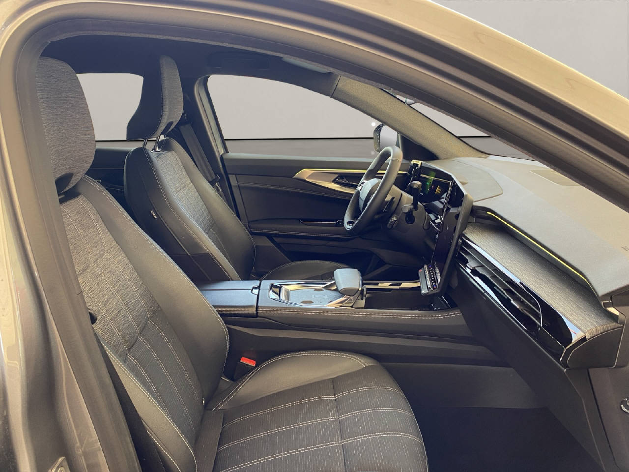 RENAULT Austral 1.2 E-Tech techno Voll-Hybrid 200PS-image-9
