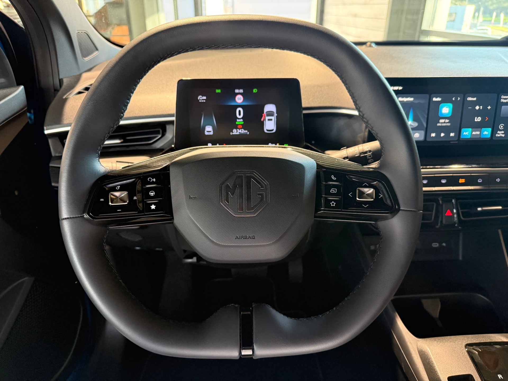 MG 3 1.5 Hybrid Luxury Aut.-image-11