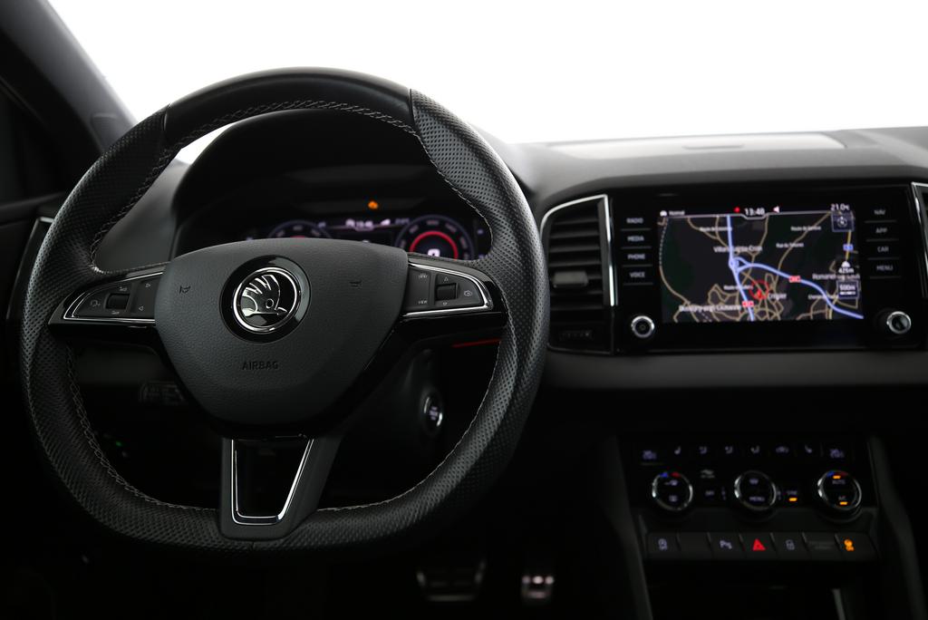 SKODA Karoq 2.0 TSI SportLine DSG 4x4-image-4