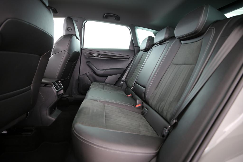 SKODA Karoq 2.0 TSI SportLine DSG 4x4-image-8
