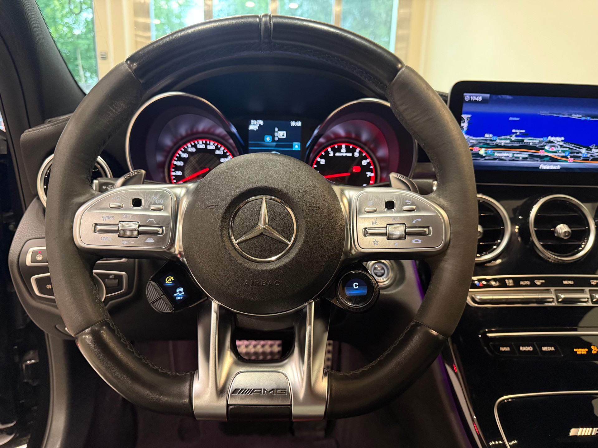 MERCEDES-BENZ C 63 S AMG Speedshift-image-11