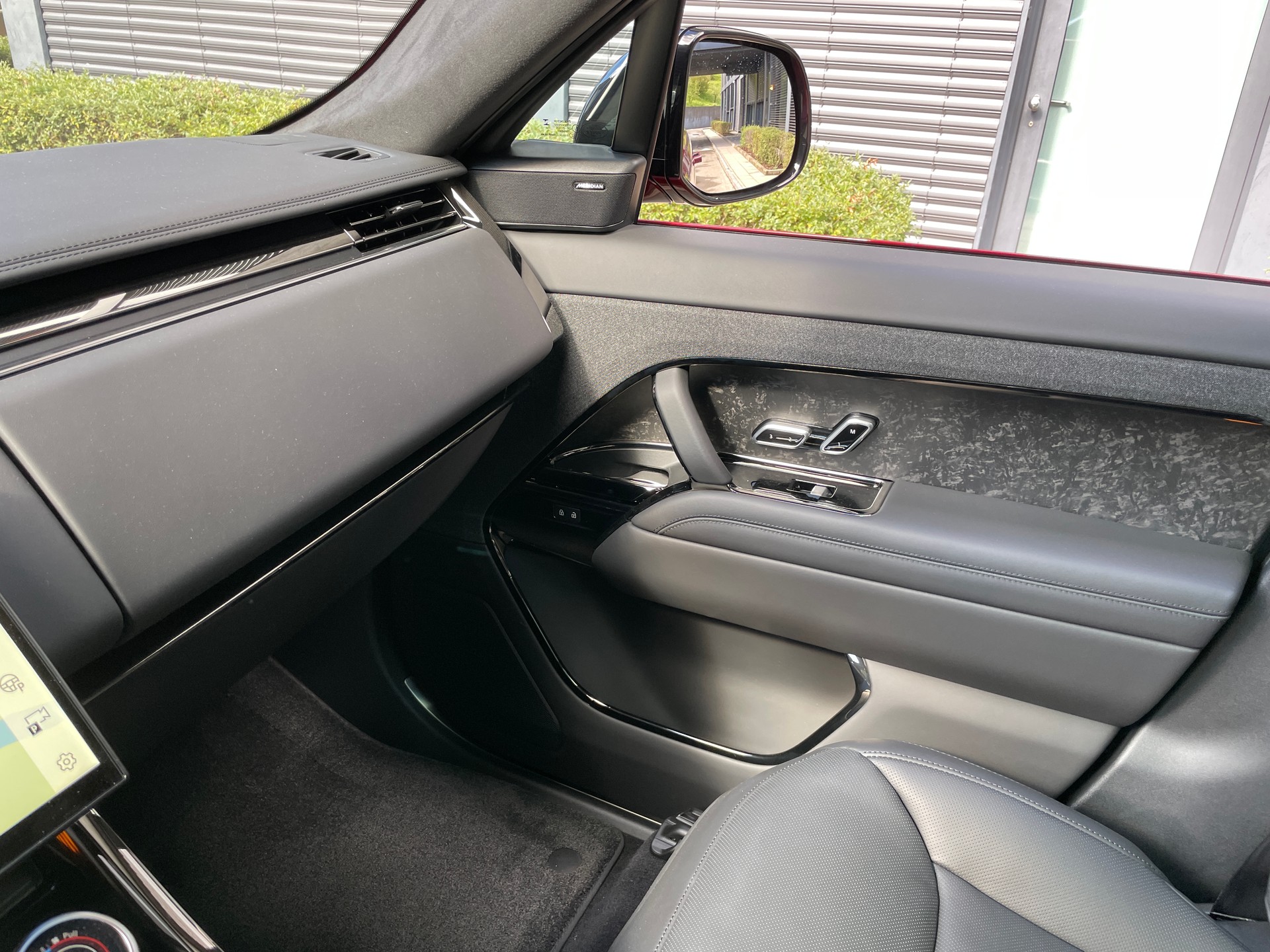 LAND ROVER Range Rover Sport P510e 3.0 Si6 PHEV First Edition Automatic-image-24