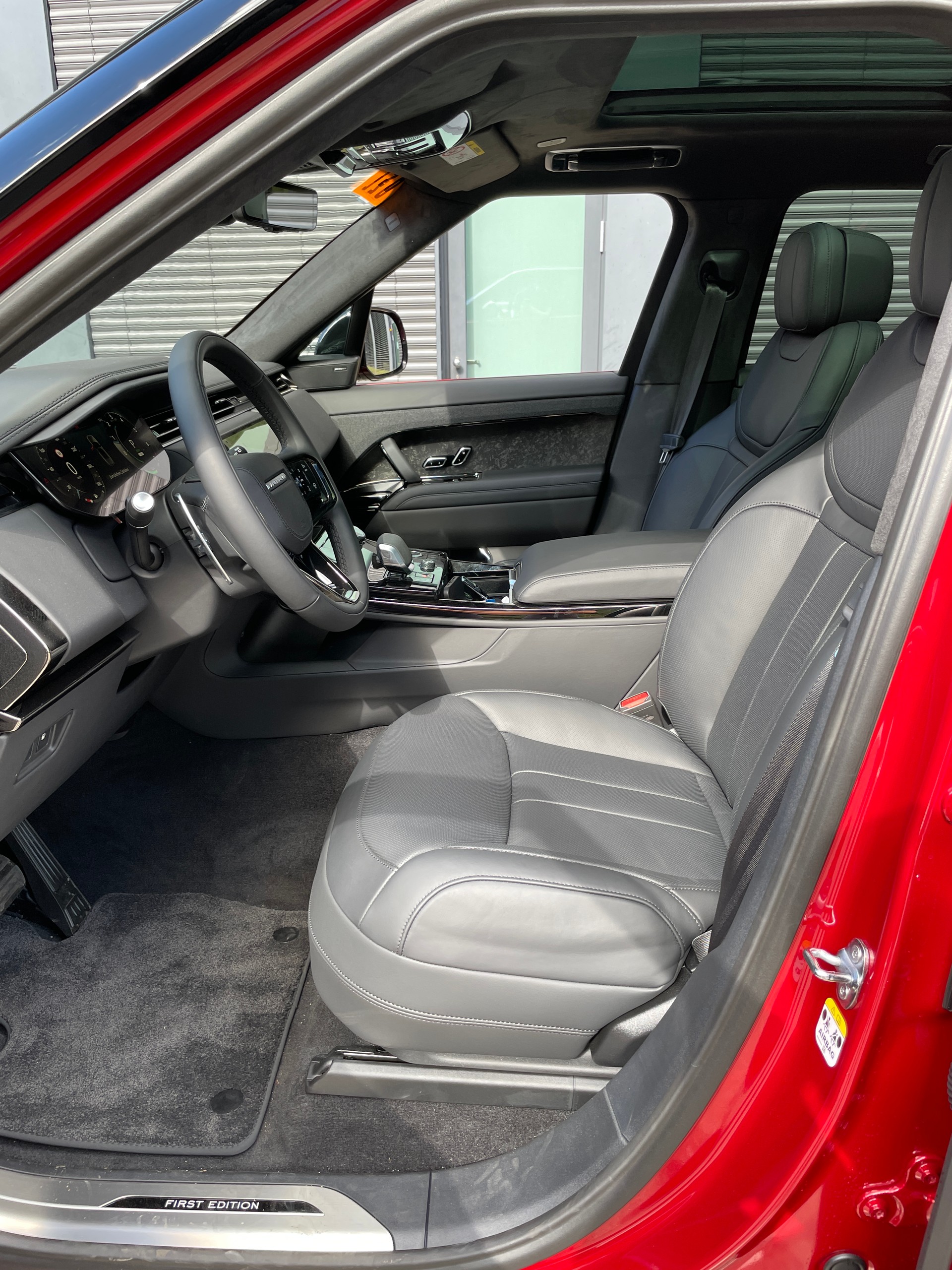LAND ROVER Range Rover Sport P510e 3.0 Si6 PHEV First Edition Automatic-image-11