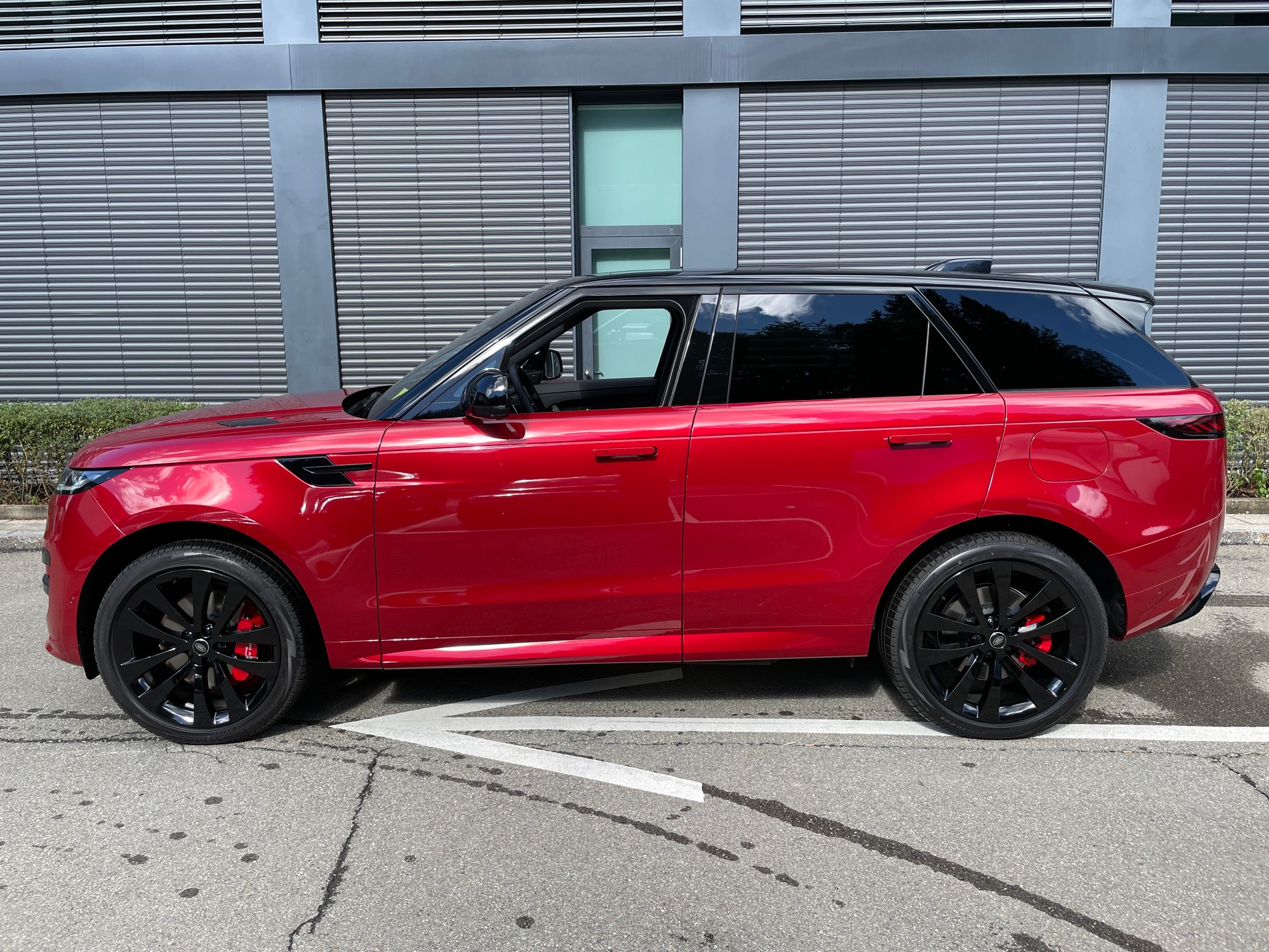 LAND ROVER Range Rover Sport P510e 3.0 Si6 PHEV First Edition Automatic-image-1