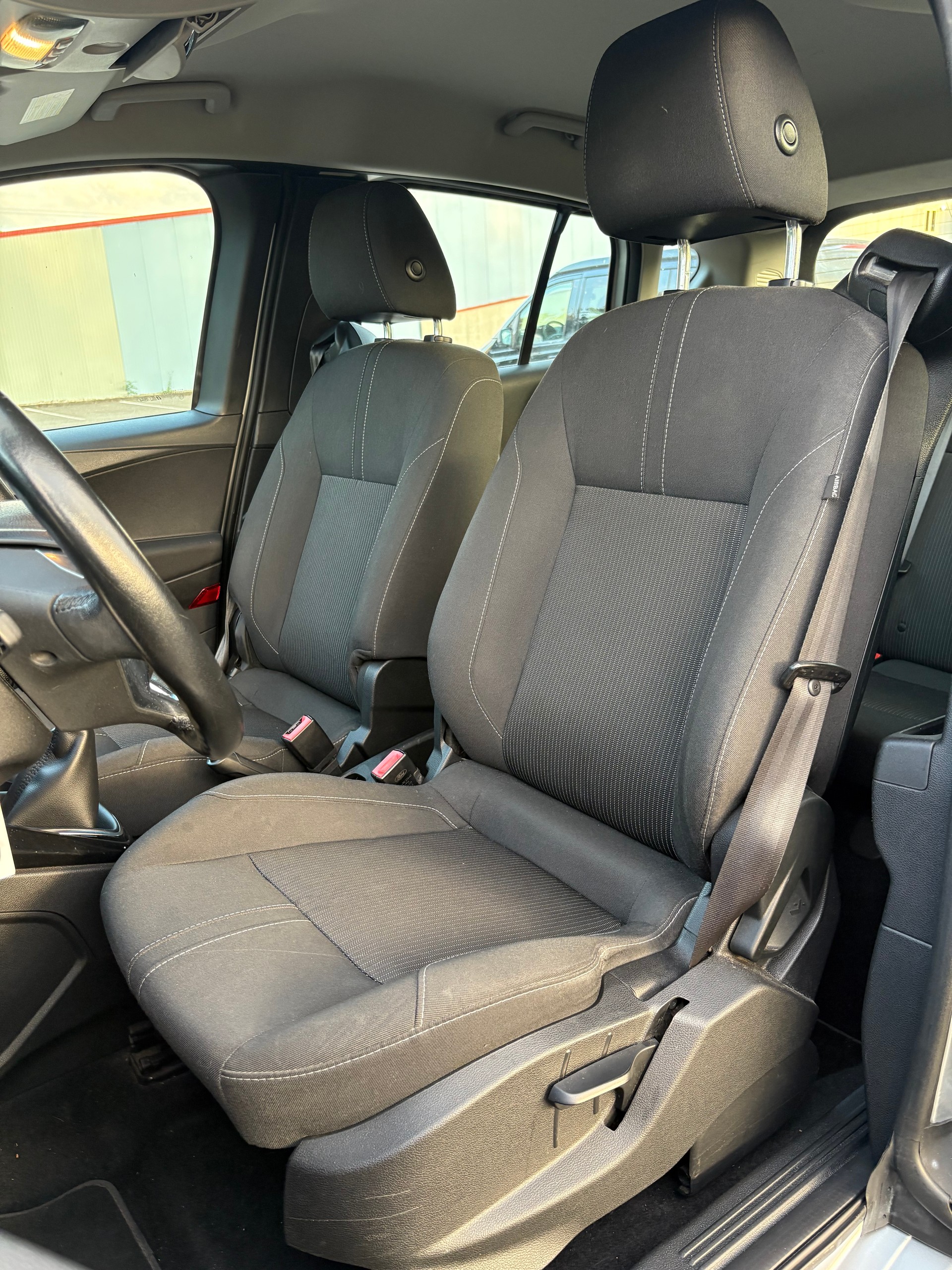 FORD B-Max 1.0 SCTi Trend-image-12