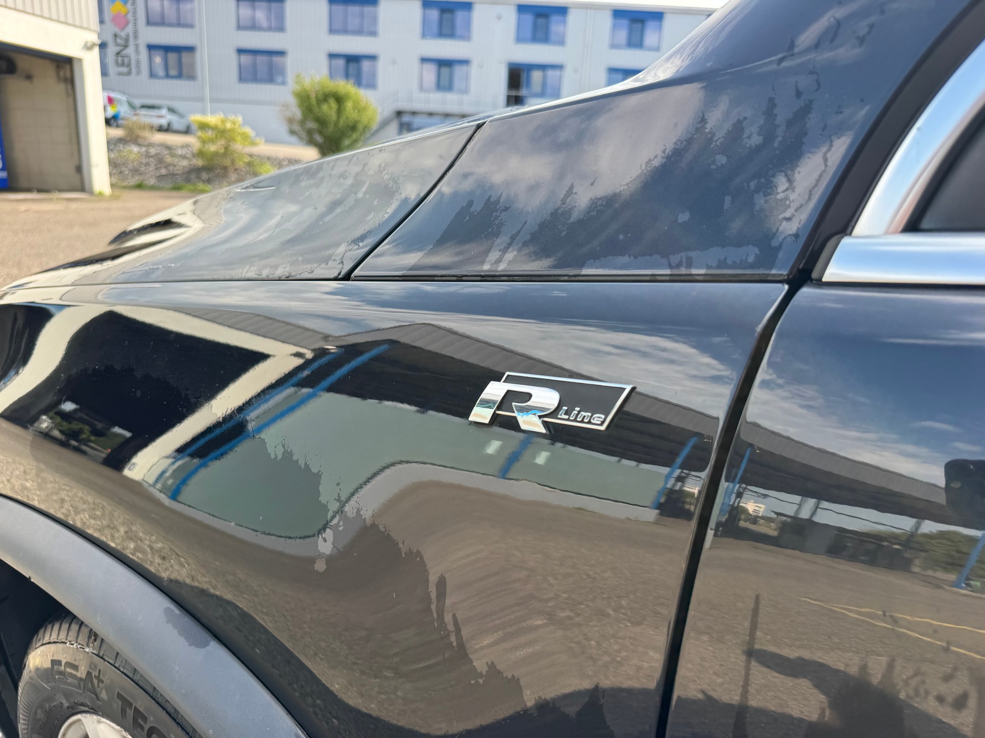 VW Tiguan 2.0 TSI Team DSG R Line-image-20
