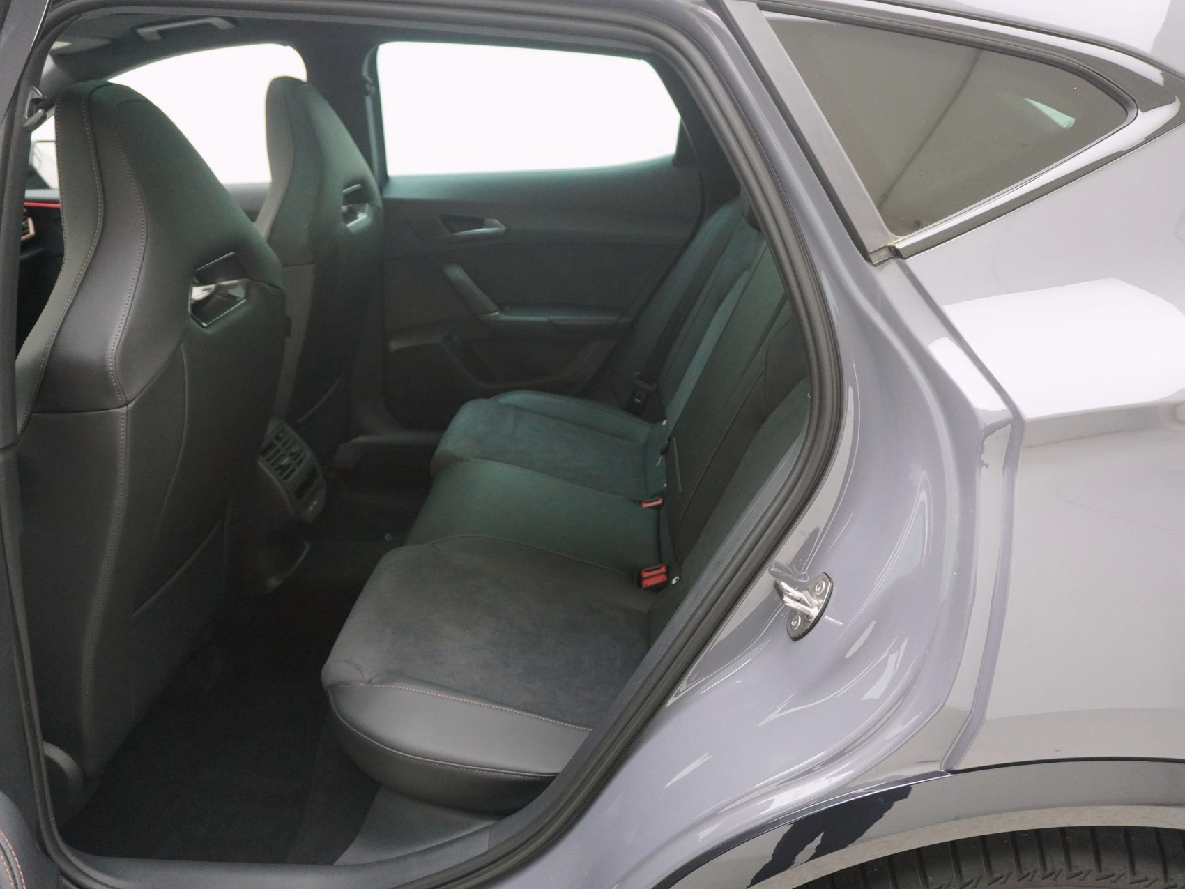 CUPRA Formentor 2.0 TSI VZ 4Drive DSG-image-16