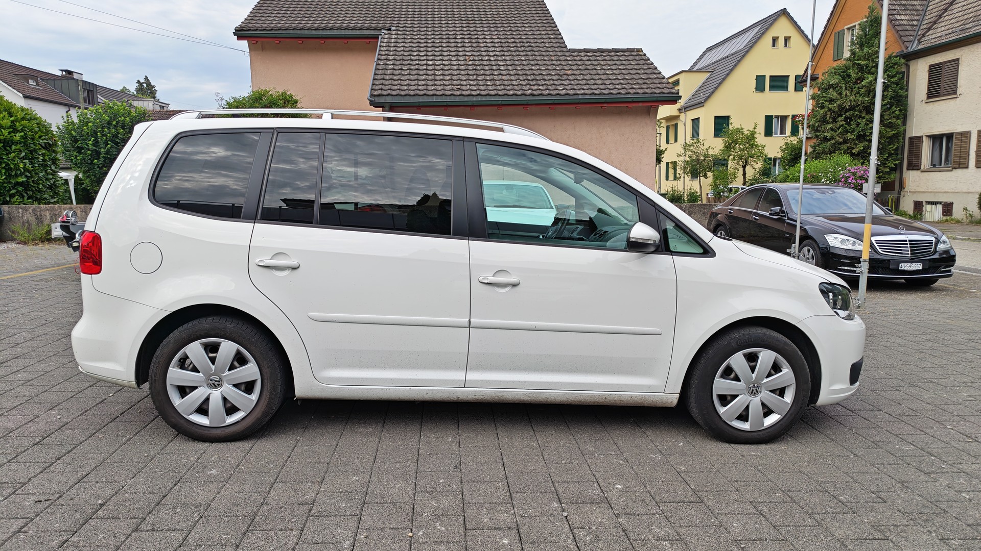 VW Touran 1.6 TDI Comfortline-image-1
