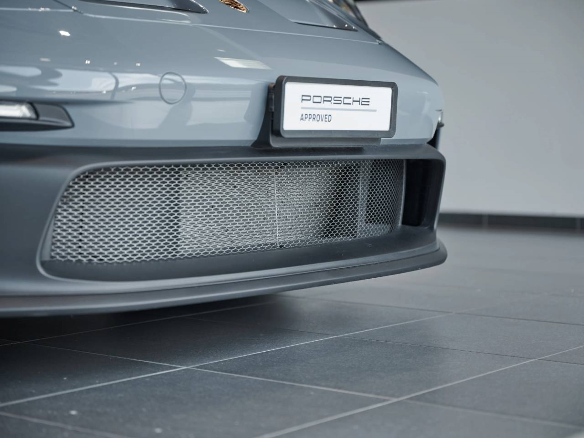 PORSCHE 911 GT3-image-22