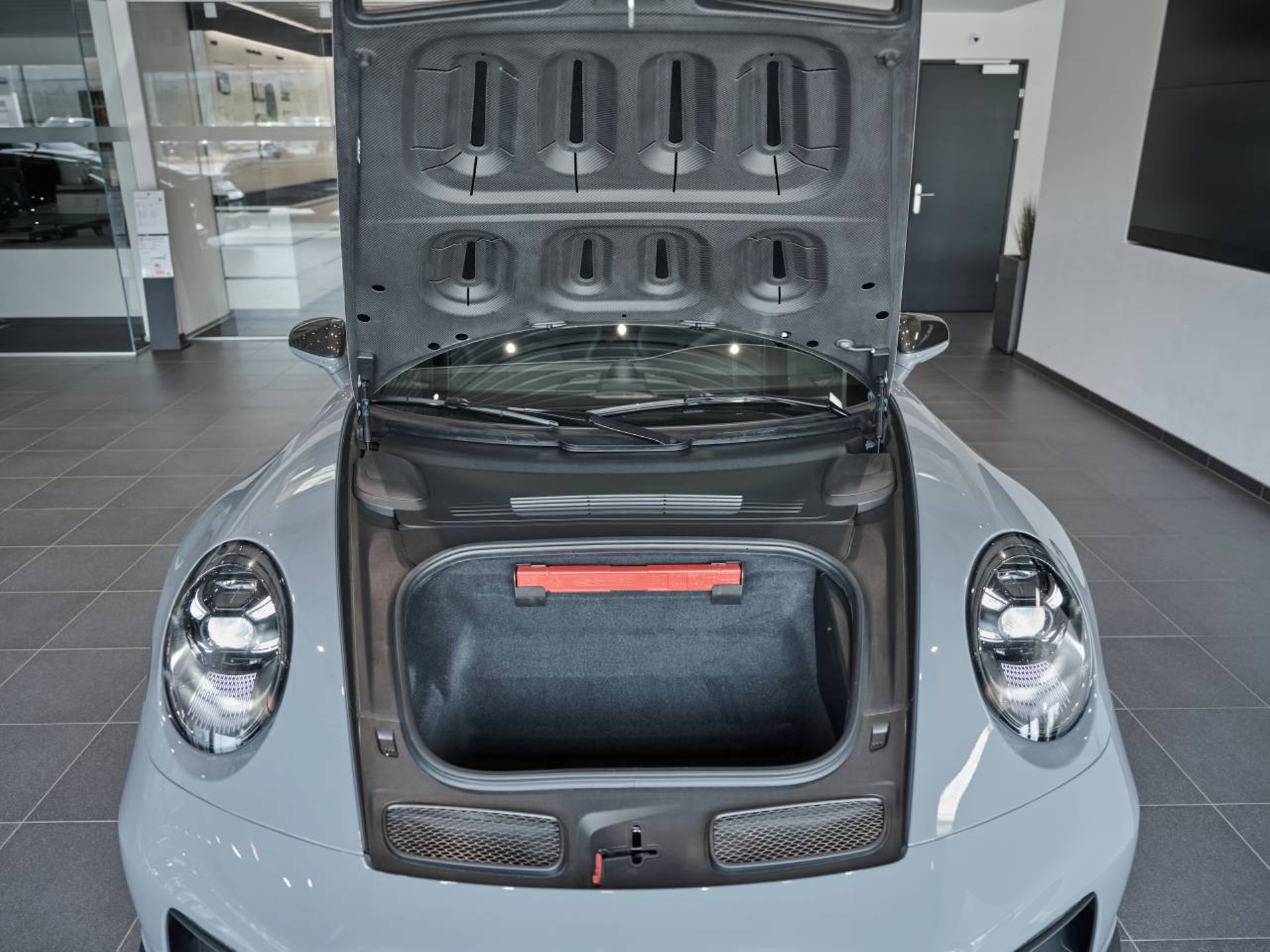 PORSCHE 911 GT3-image-9