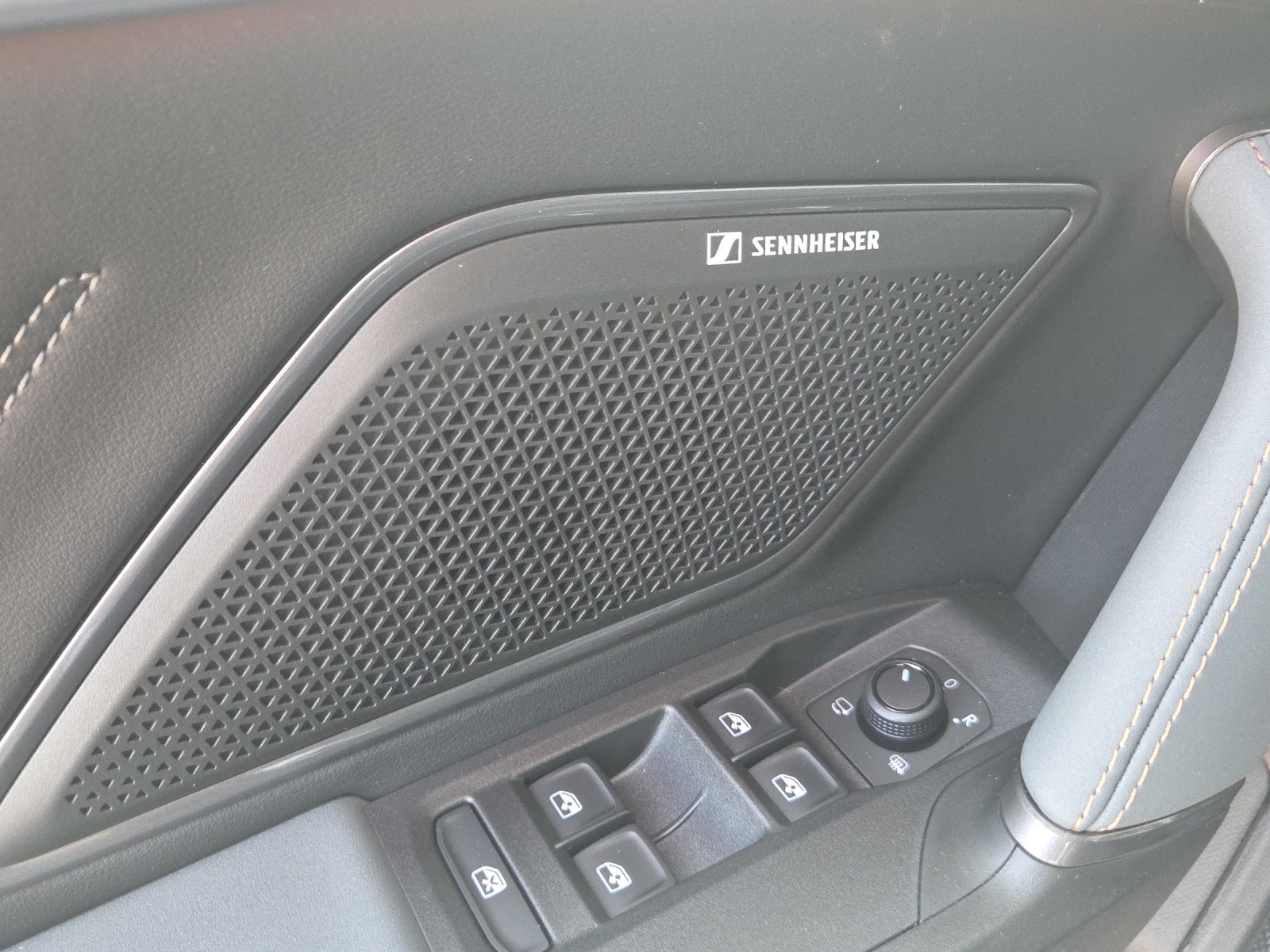 CUPRA LEON 2.0 TSI VZ Performance Prime Edition DSG-image-14