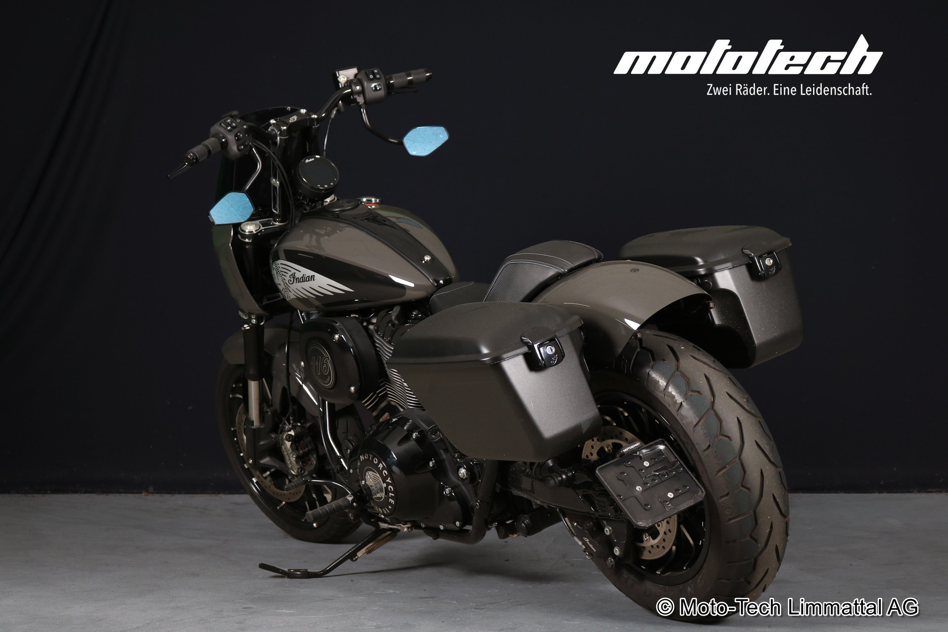 INDIAN Sport Chief SONDERUMBAU-showroom-element-2