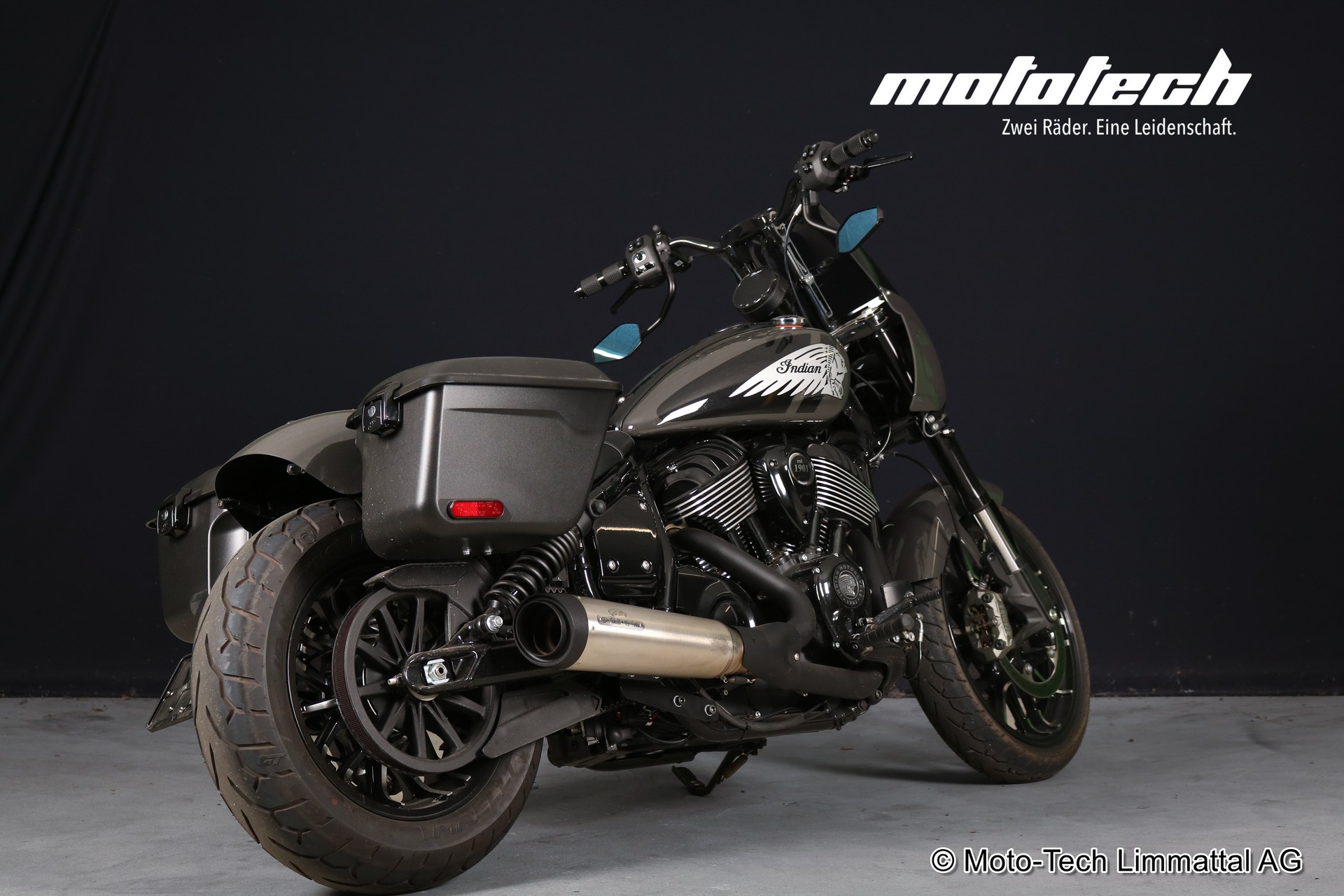 INDIAN Sport Chief SONDERUMBAU-showroom-element-1