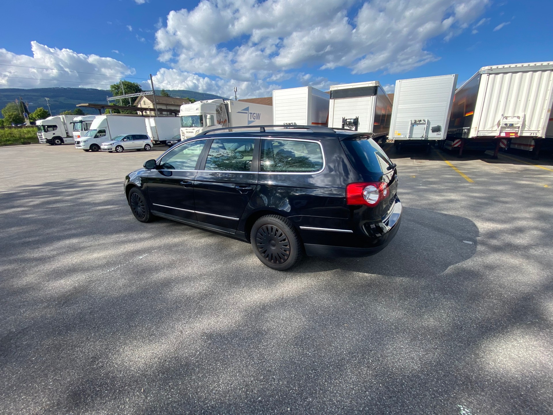 VW Passat Variant 2.0 TDI Comfortline-image-10